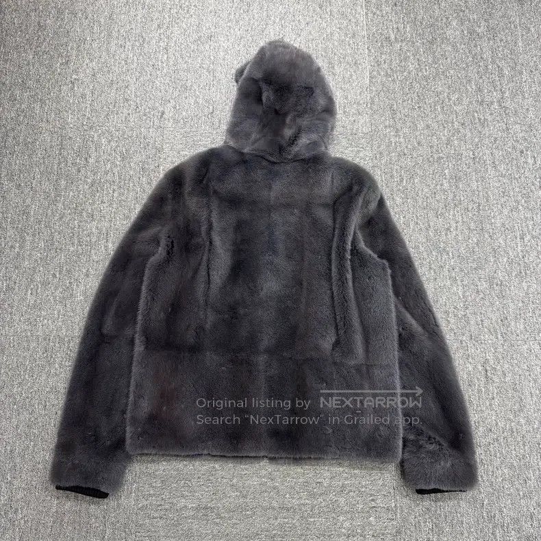 Fendi Fendi KaDeWe Leather and Fur Double-Sided Jacket Size US M / EU 48-50 / 2 - 5 Thumbnail