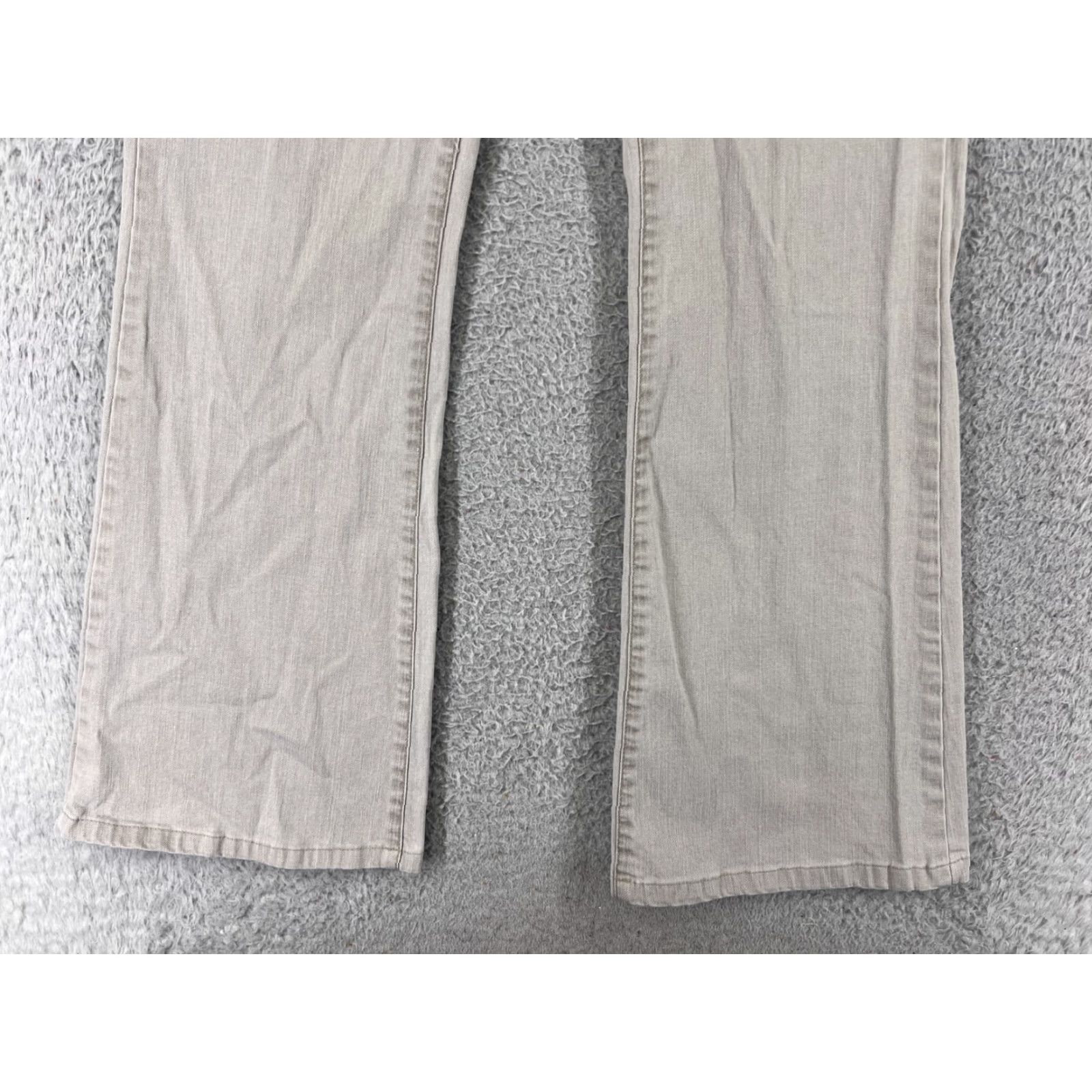 Vintage Jeanstar Jeans Womens 6 Beige Denim Flare Low Rise 27x30 Cotton Blend 5-Pocket Design Vintage No 90s Southwestern Womens Jeans Flared Size 28" / US 6 / IT 42 - 5 Thumbnail