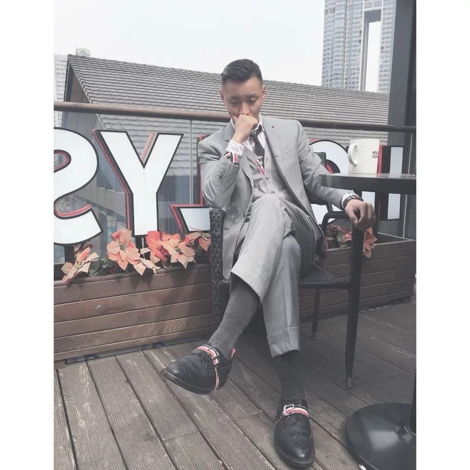 Thom Browne Thom Browne Classic Light Gray Tailored Suit 95 New Size US M / EU 48-50 / 2 - 6 Thumbnail