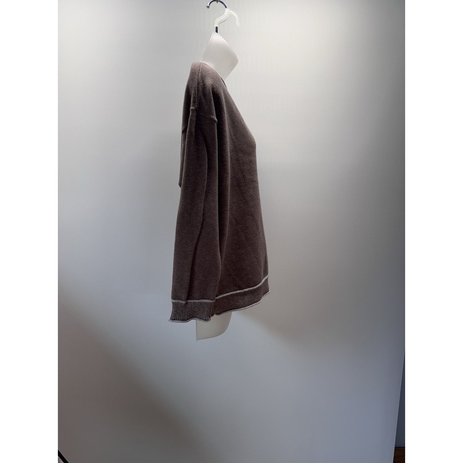 Chicos Chico's Womens 2 Long Sleeve Stretch Knit Sweater Taupe Tan Size XL / US 12-14 / IT 48-50 - 3 Thumbnail