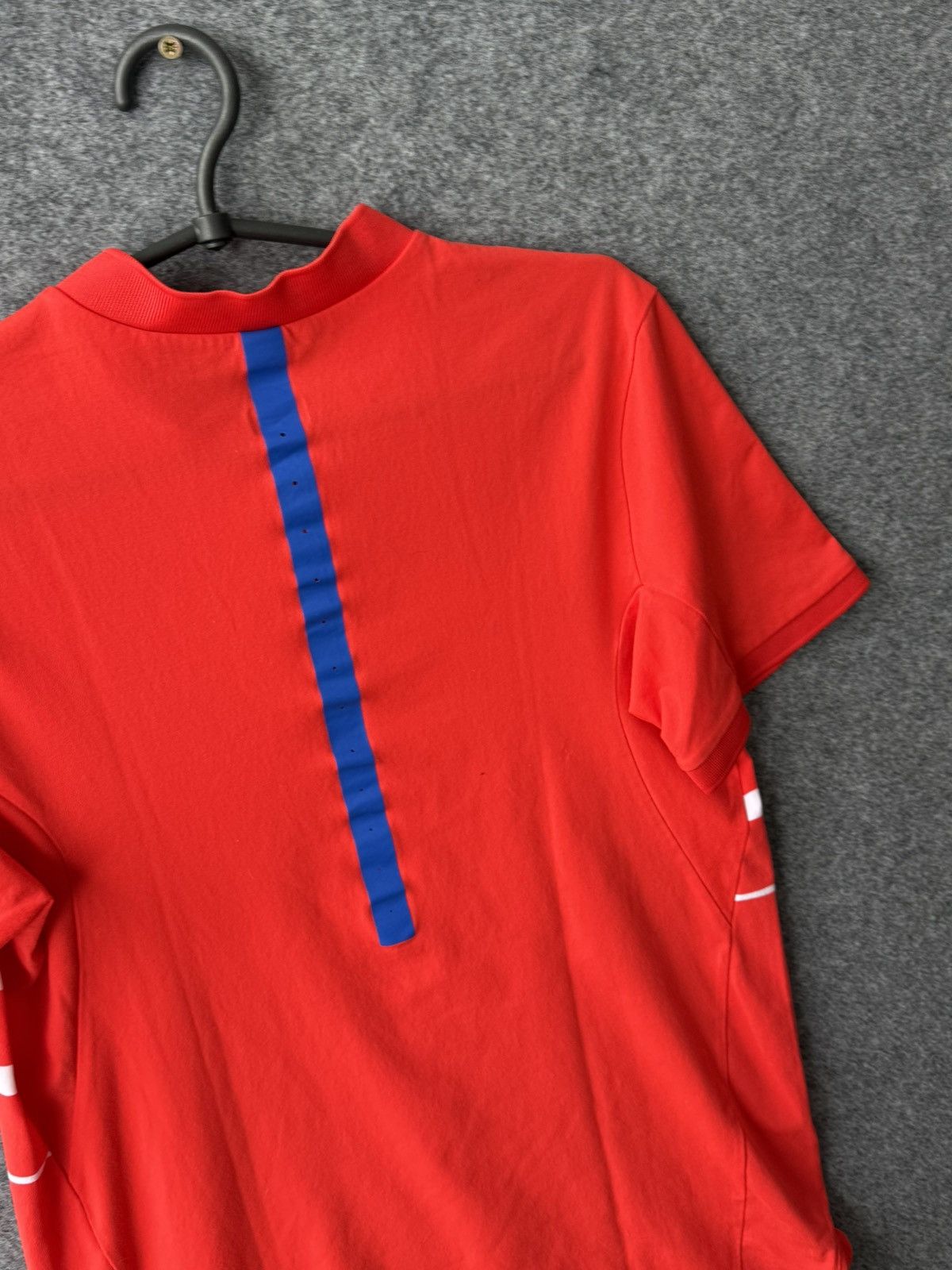 Nike Vintage Nike Roger Federer Dry-Fit Tshirt size M Size US M / EU 48-50 / 2 - 10 Thumbnail