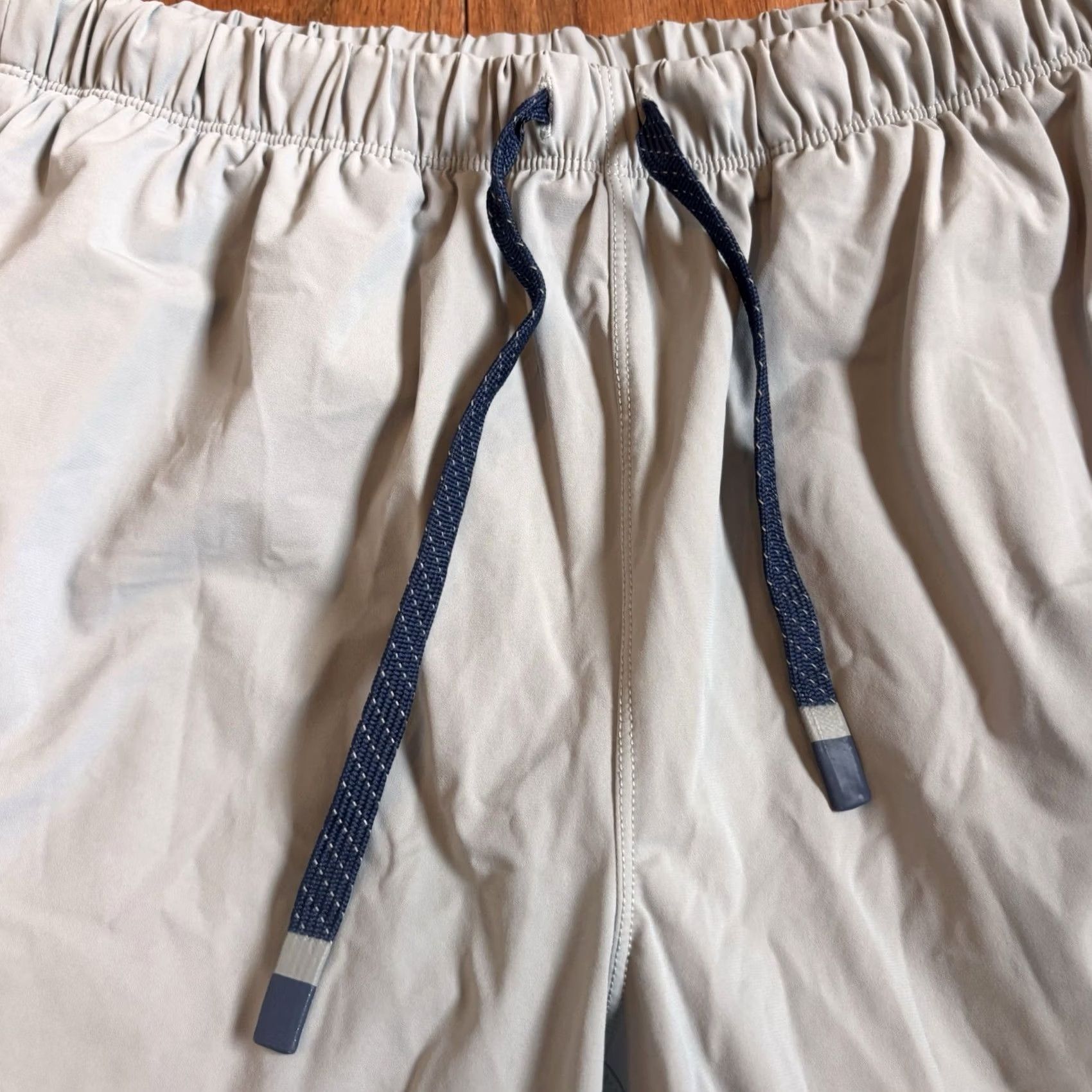 Fabletics VINTAGE? No. Size US 31 - 4 Thumbnail