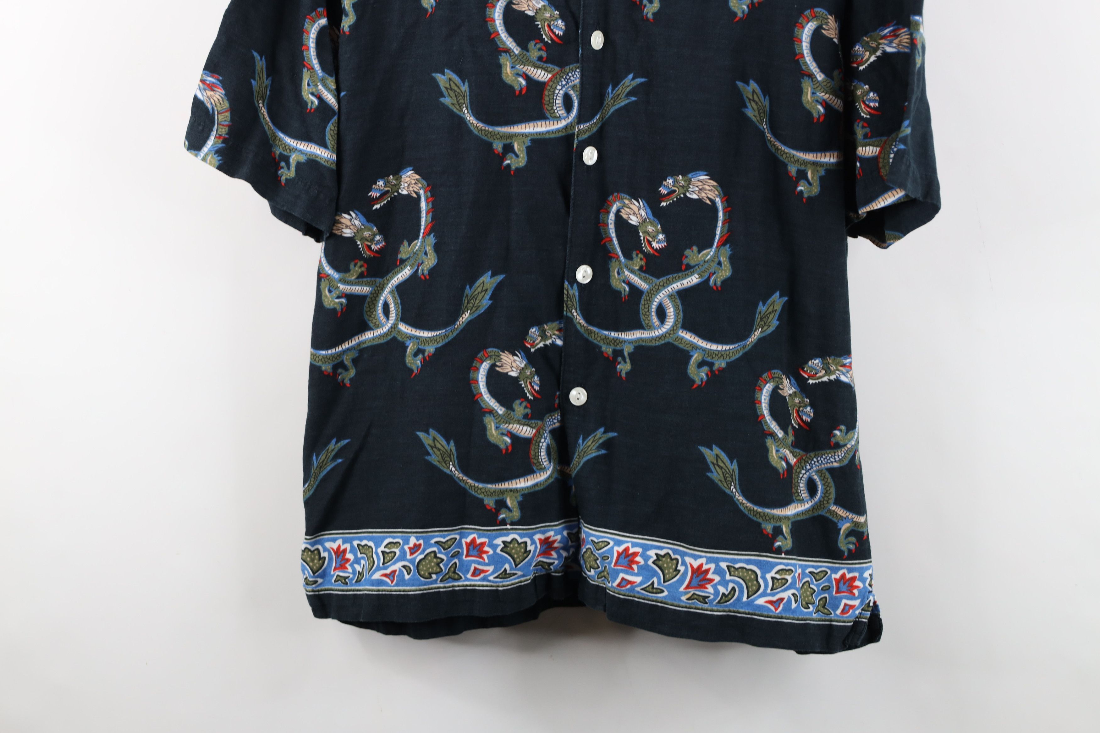 Vintage Vintage 90s Y2K Streetwear Dragon All Over Button Shirt Size US M / EU 48-50 / 2 - 3 Thumbnail