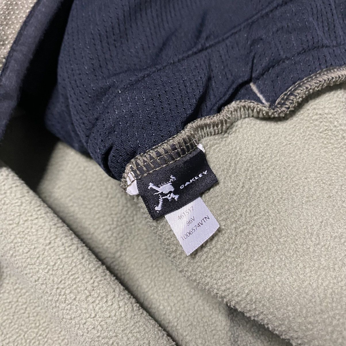 Oakley × Vintage Oakley sweatshirt 1/4 zip Y2k Size US M / EU 48-50 / 2 - 5 Thumbnail
