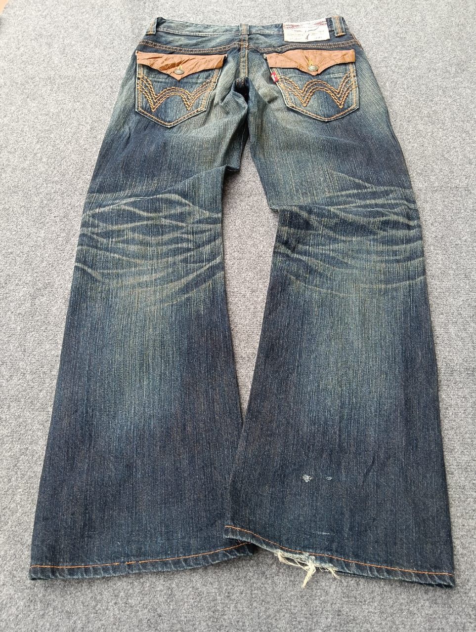 Edwin Flare Edwin Buffalo Head sick faded blue made in Japan 🇯🇵 Size US 34 / EU 50 - 2 Thumbnail
