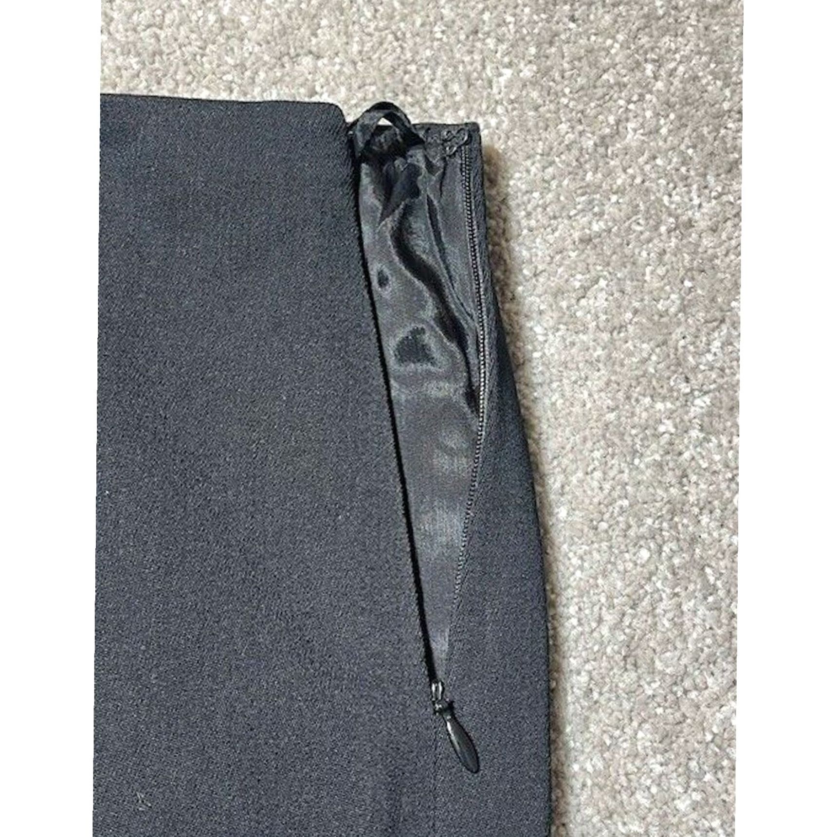 Ralph Lauren Ralph Lauren Skirt 10 Classic Office Core Minimalist Old Money Timeless Preppy Women Short Pencil Zip Slit Lined Black Size 32" / US 10 / IT 46 - 3 Thumbnail