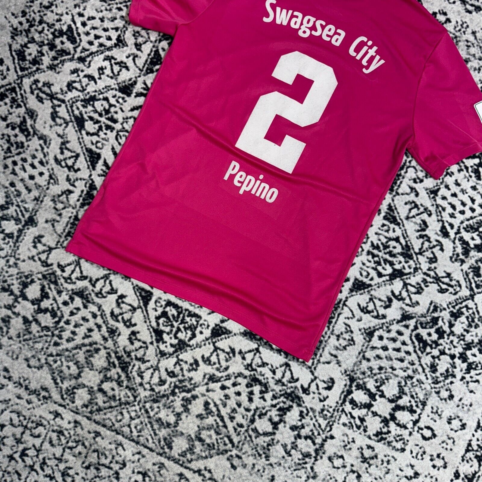 Nike × Vintage Nike Pink Polyester Jersey T-Shirt Size L Swag City Pepino Size US L / EU 52-54 / 3 - 8 Thumbnail