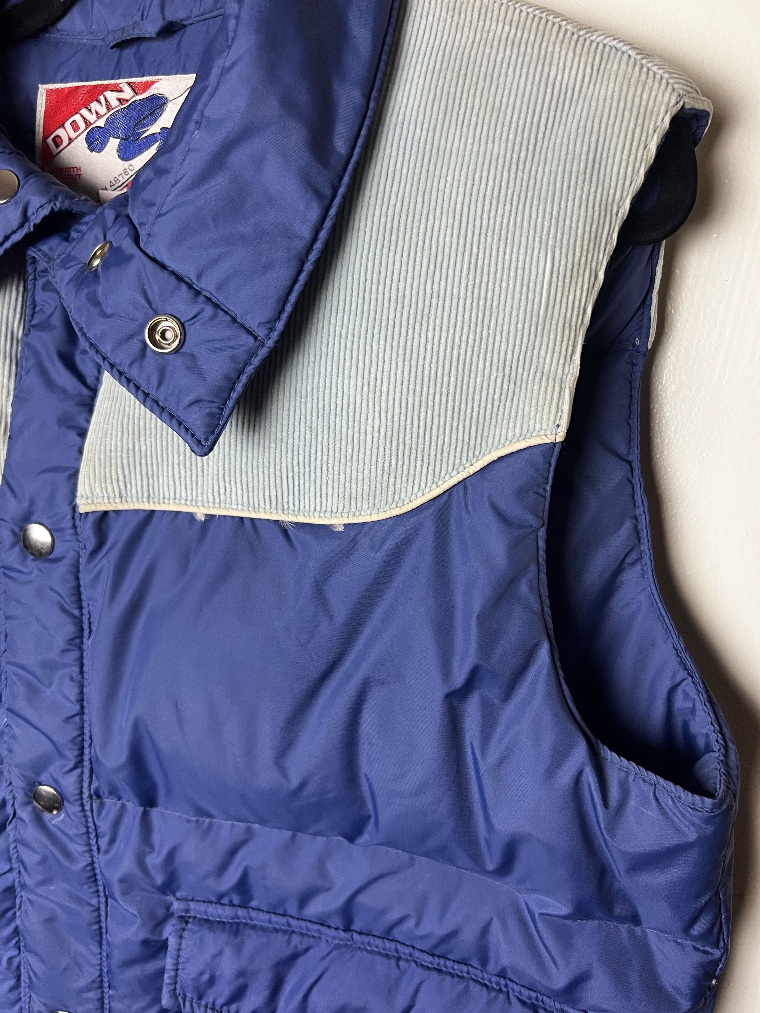 Vintage Vintage 1980's Down Hill Blue Corduroy Western Puffer Vest Size US L / EU 52-54 / 3 - 9 Thumbnail
