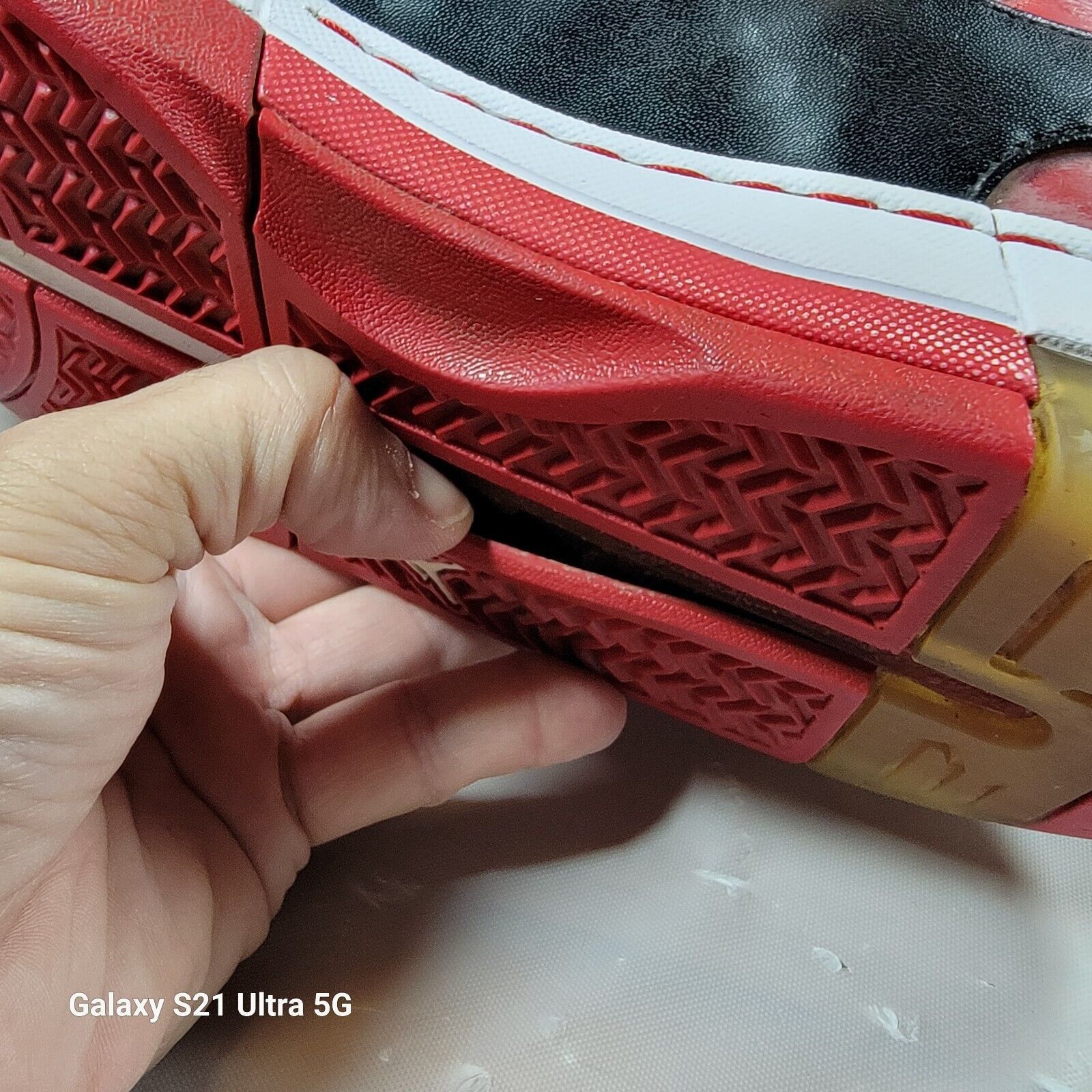 Nike NIKE Air Jordan Old School 2 Size 11.5 Bred Toe Red & Black Size US 11.5 / EU 44-45 - 9 Thumbnail