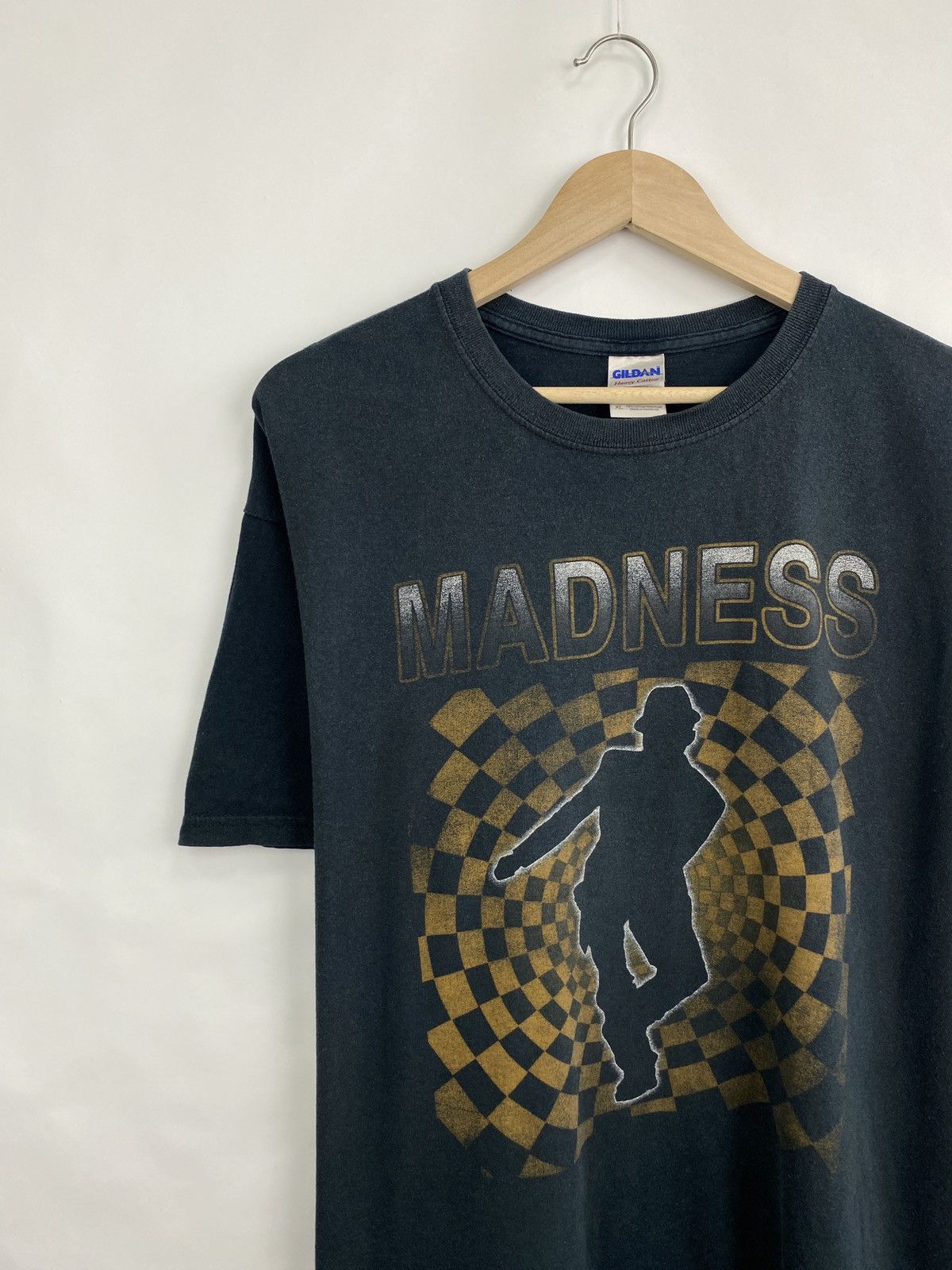 Madness Vintage 90s Madness Rock Band T-Shirt Rare Retro Hype Y2K Size US XL / EU 56 / 4 - 2 Thumbnail