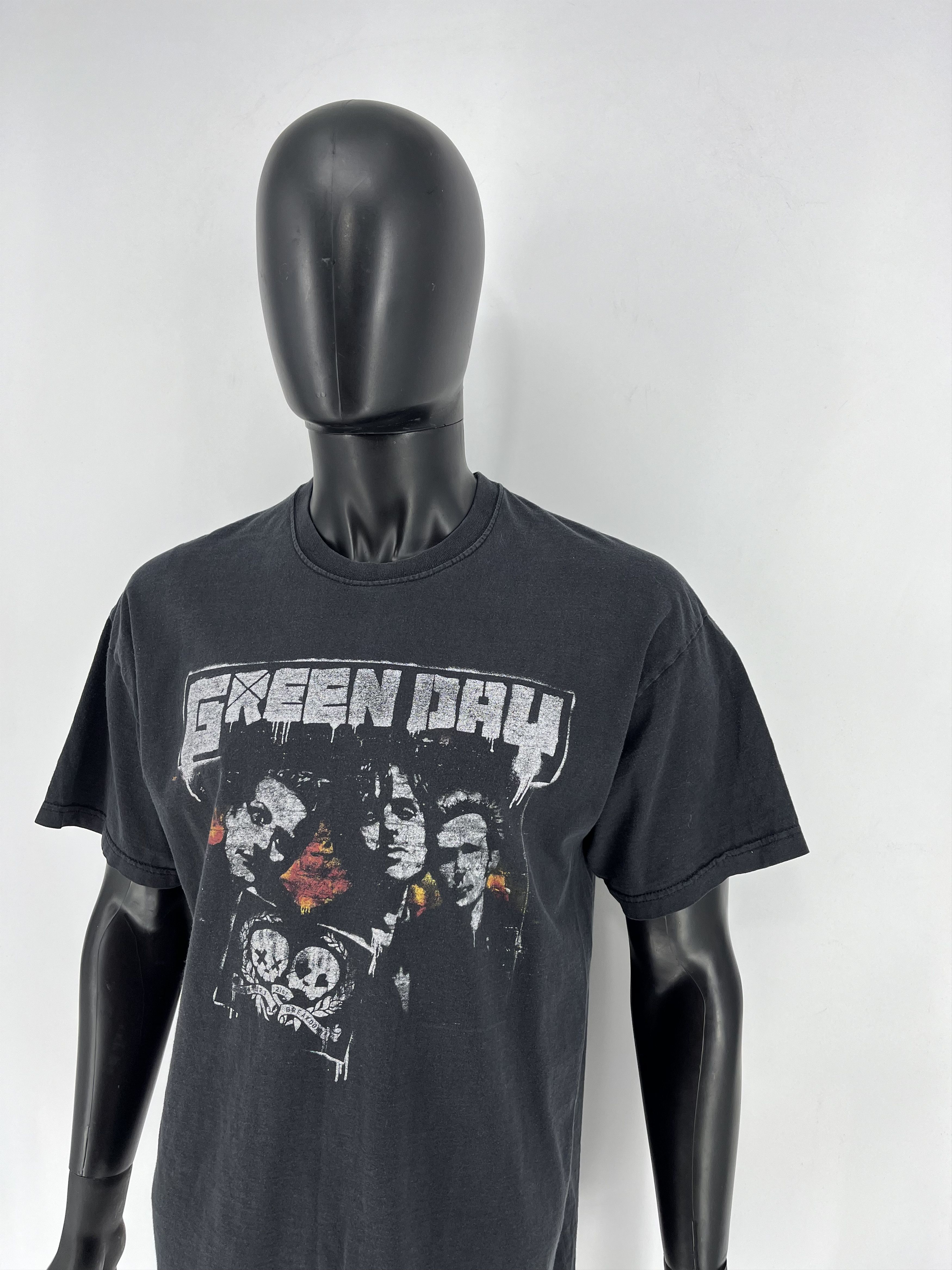 Band Tees × Vintage Vintage Y2K Green Day American Idiot Tour Band Tee Size US XL / EU 56 / 4 - 4 Thumbnail