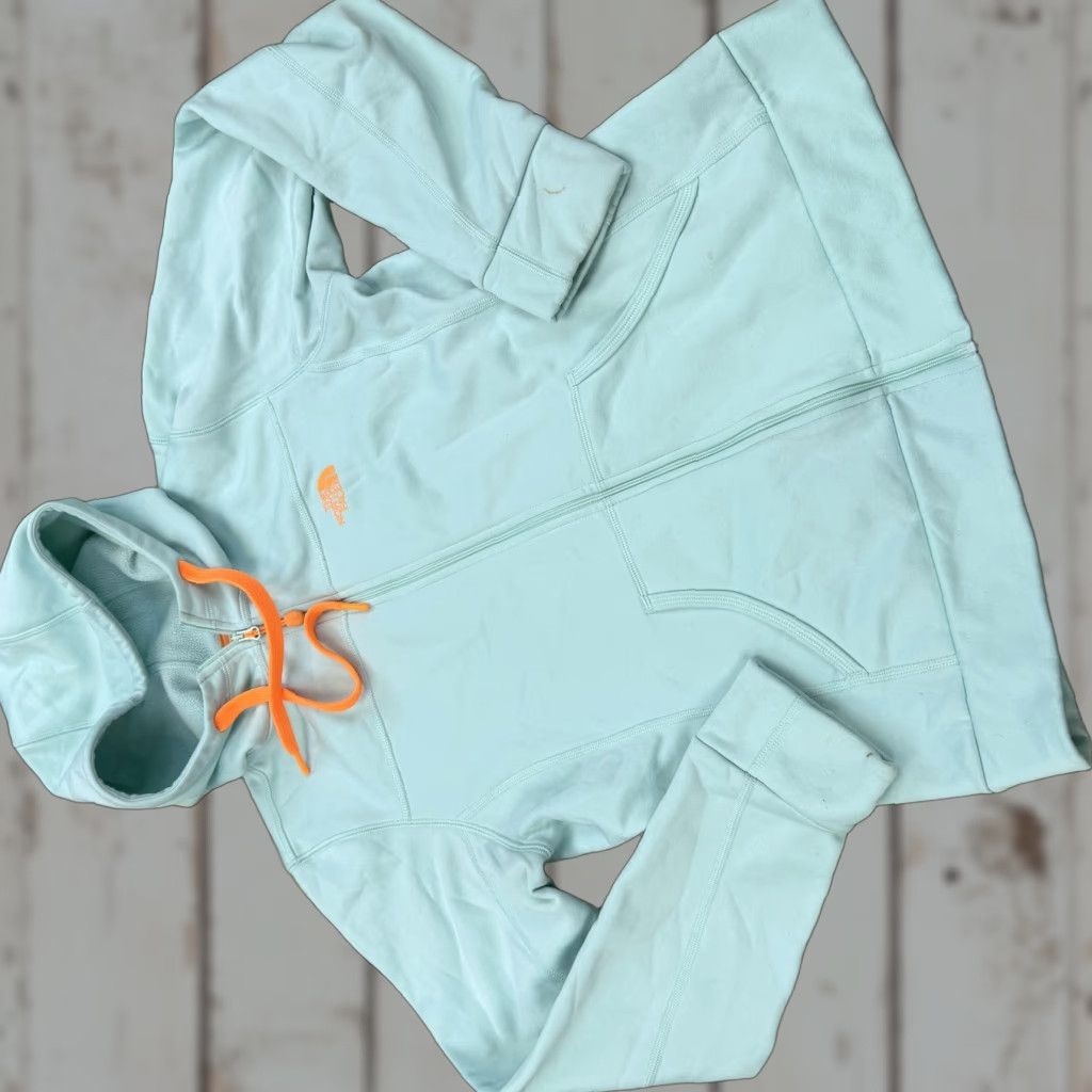 The North Face **The North Face Womens Medium Blue Hooded Fleece Jacket** The North Face Womens Medium Blue Hooded Fleece Jacket Size M / US 6-8 / IT 42-44 - 1 Thumbnail