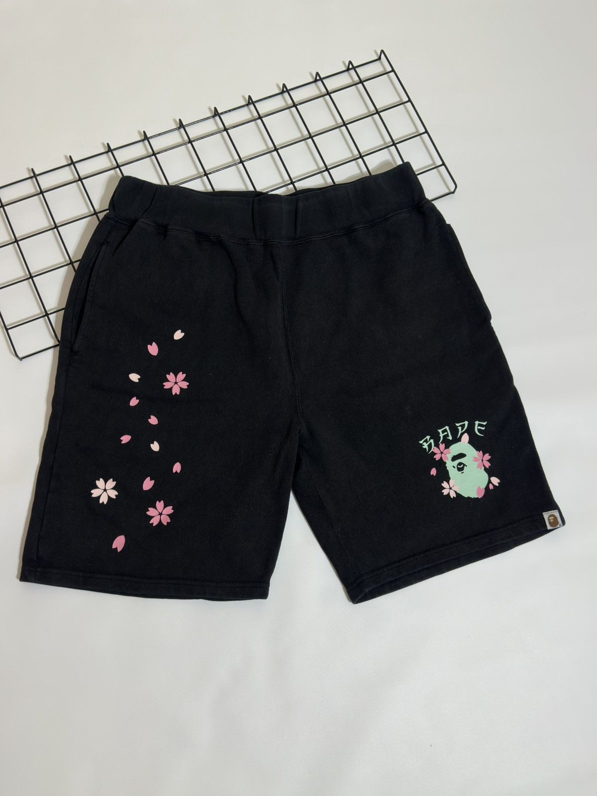 BAPE Sakura Cherry Blossom Sweat Shorts Black Size XL