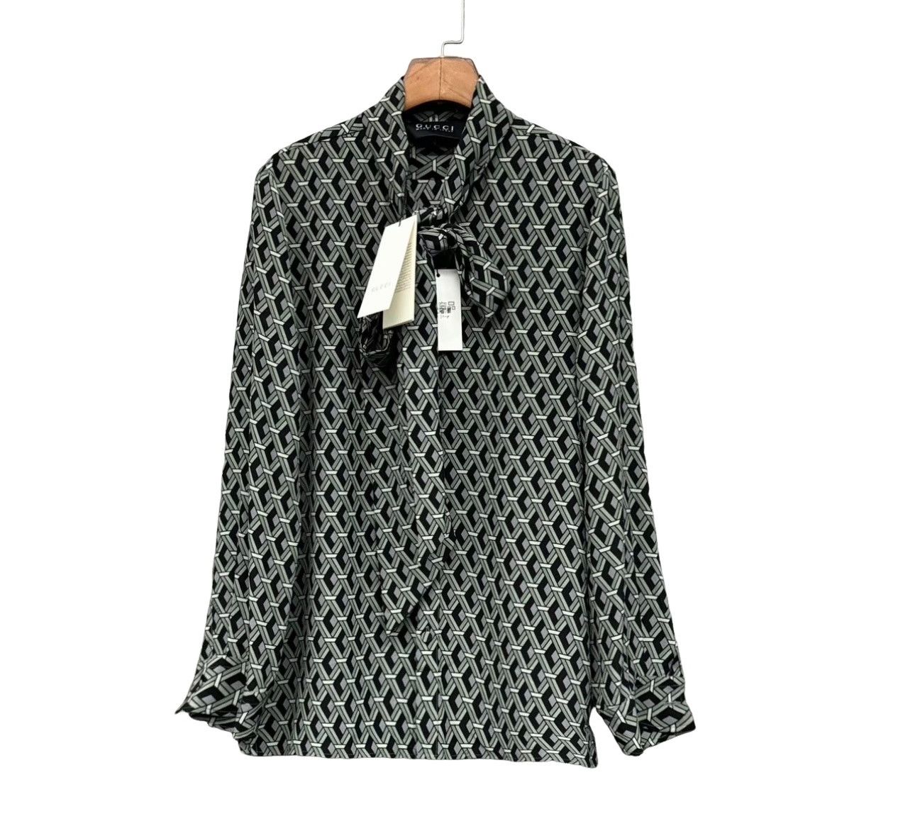 Gucci Gucci Logo Print Silk Tie-Neck Shirt 48 Size US M / EU 48-50 / 2 - 1 Thumbnail