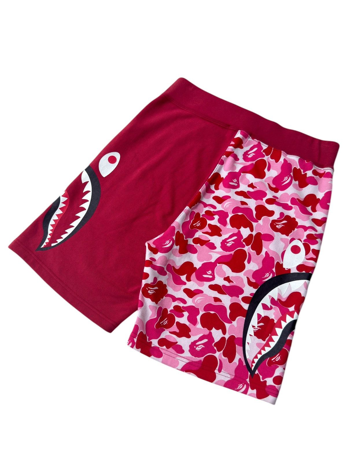 Bape BAPE ABC Split Camo Side Shark Sweat Shorts Red/Pink Size US 33 - 4 Thumbnail