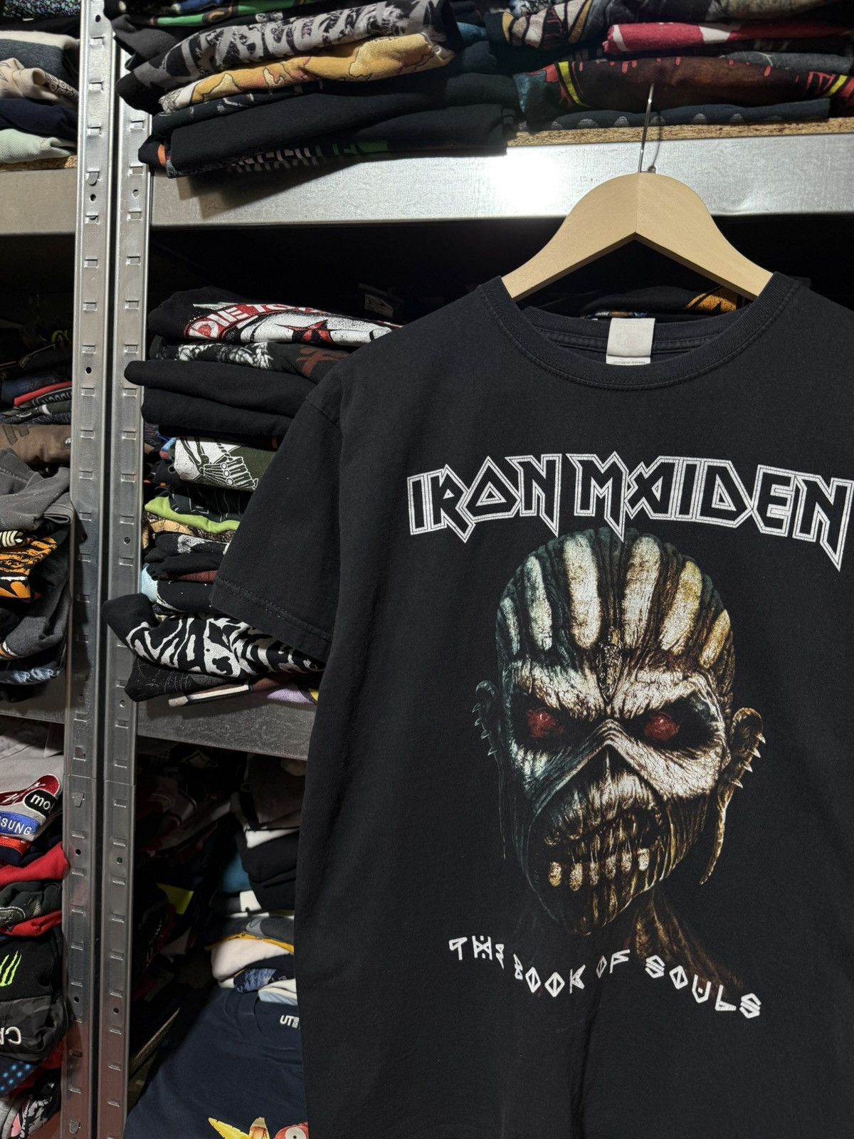 Band Tees Vintage 2016 Iron Maiden The Book Of Souls Tour T-Shirt Y2K Size US M / EU 48-50 / 2 - 3 Thumbnail