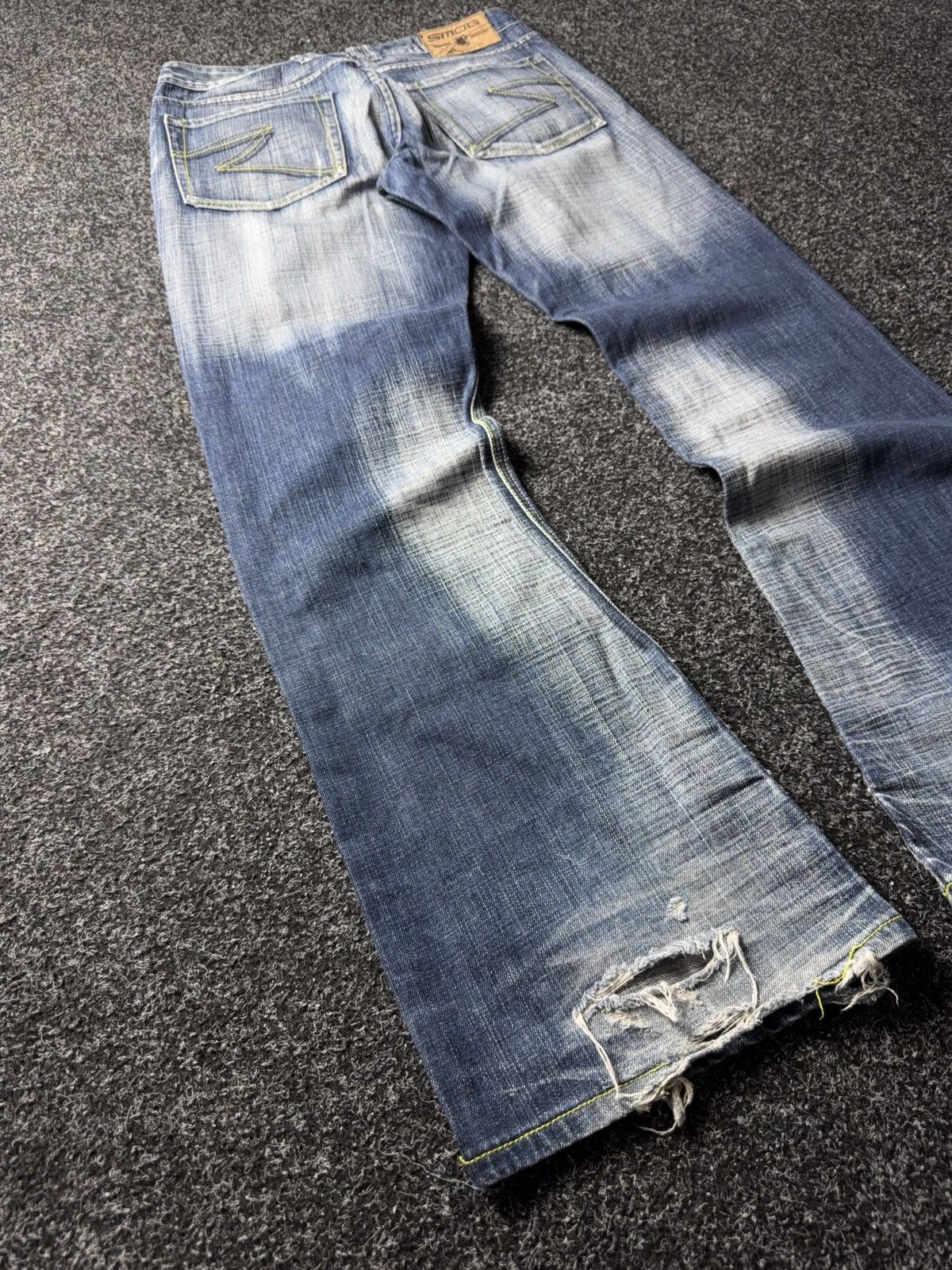 Japanese Brand Vintage Retro Y2K Sk8 Flared Distressed Denim pants Size US 33 - 9 Thumbnail