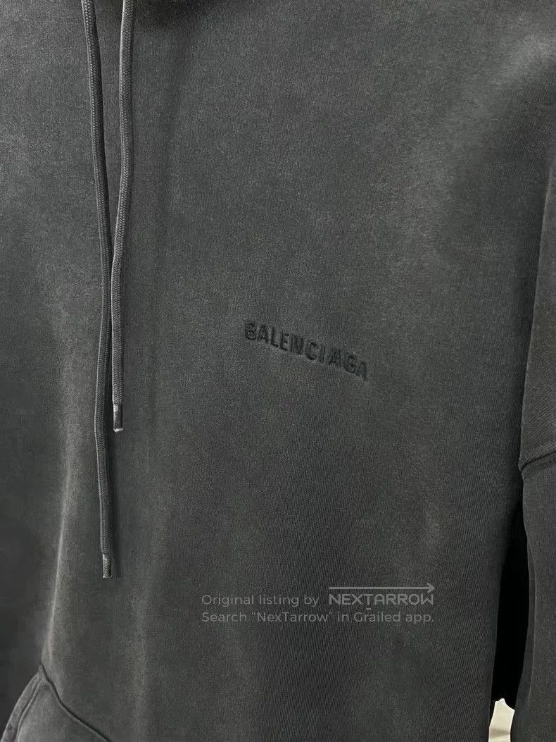 Balenciaga Balenciaga Distressed Embroidered Hoodie XS. Size US XS / EU 42 / 0 - 3 Thumbnail