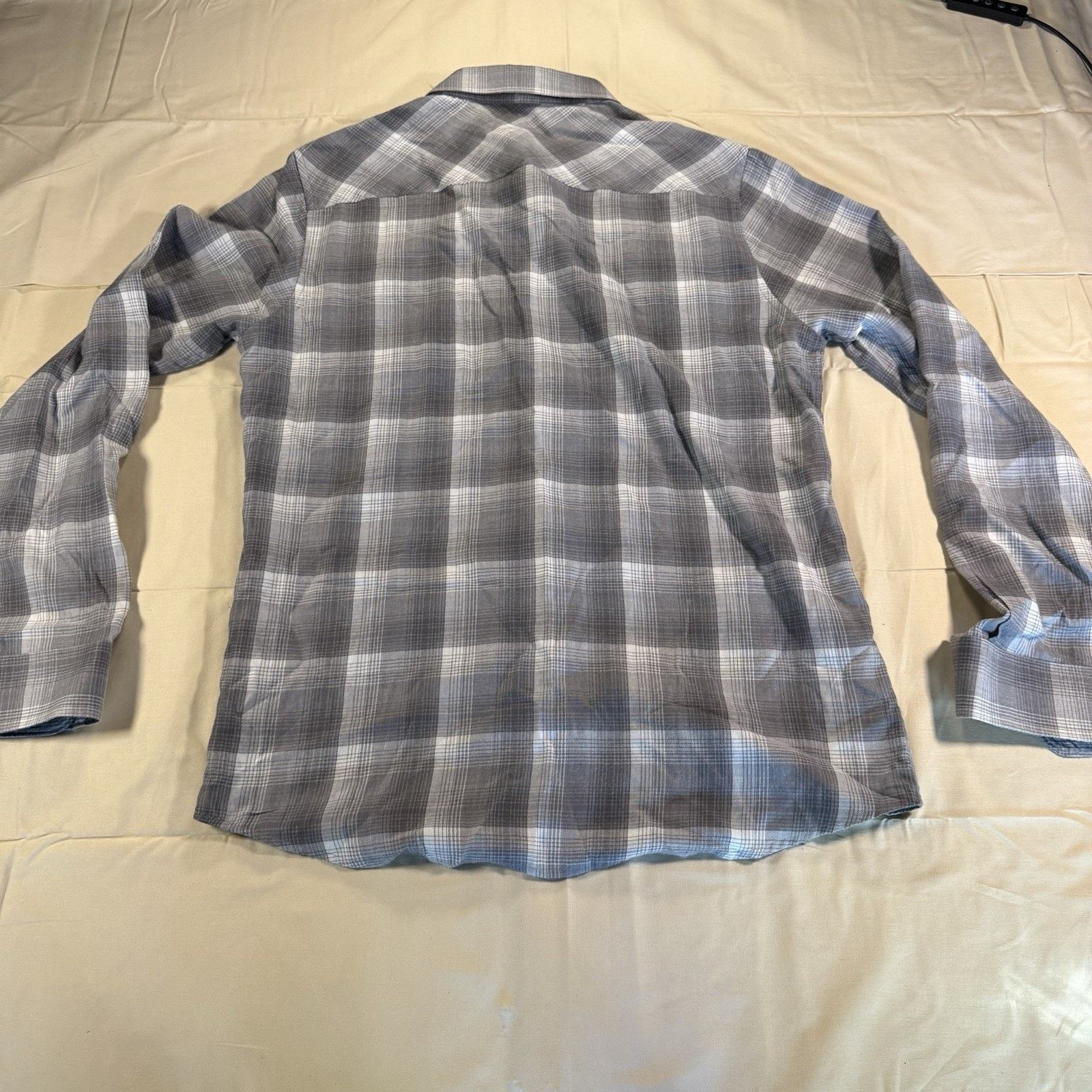 TravisMathew Travis Mathew Mens L Grey Plaid Lightweight Long Sleeve Size US L / EU 52-54 / 3 - 8 Thumbnail