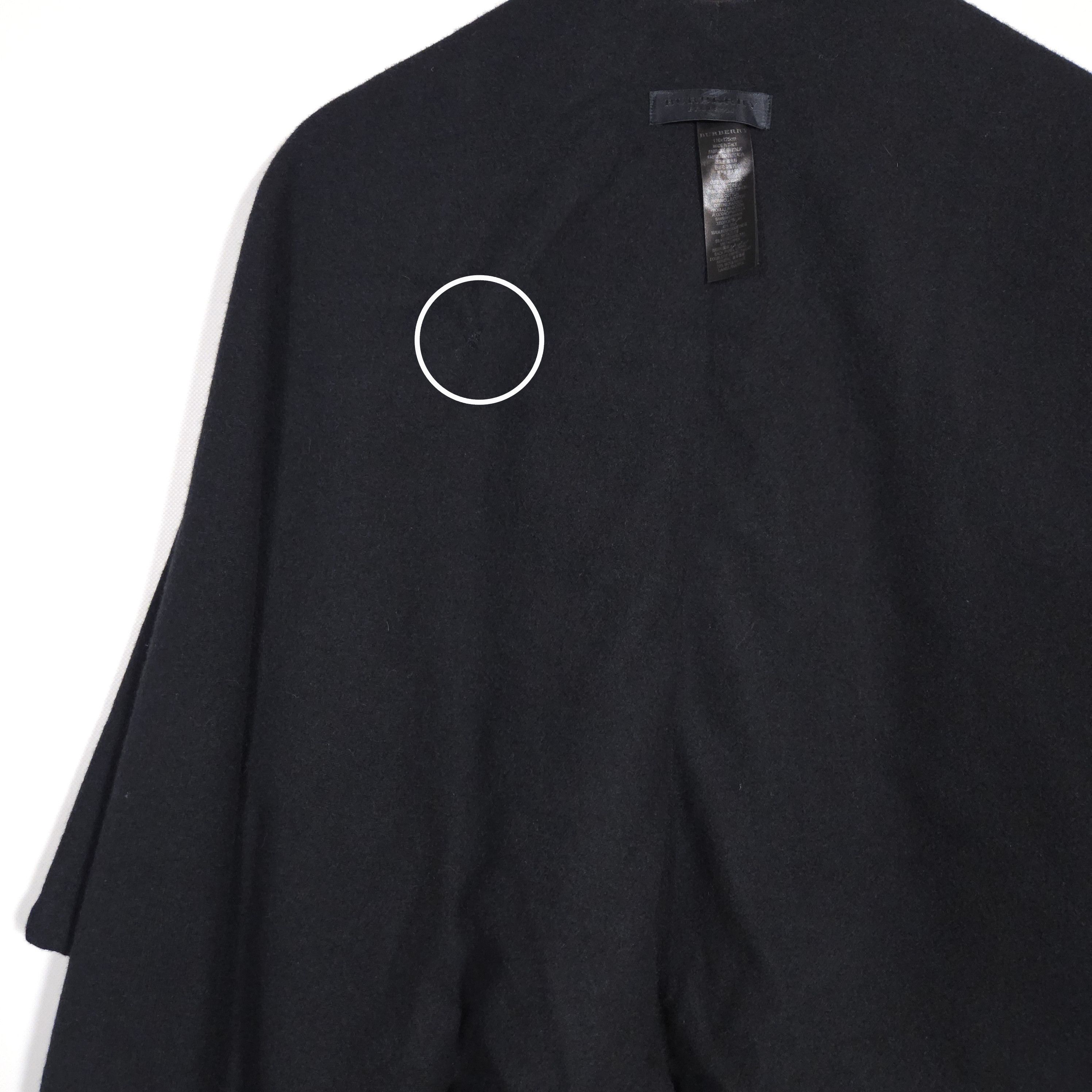 Burberry Prorsum Burberry Prorsum Cape Double Sided size 110x125 cm Size ONE SIZE - 8 Thumbnail