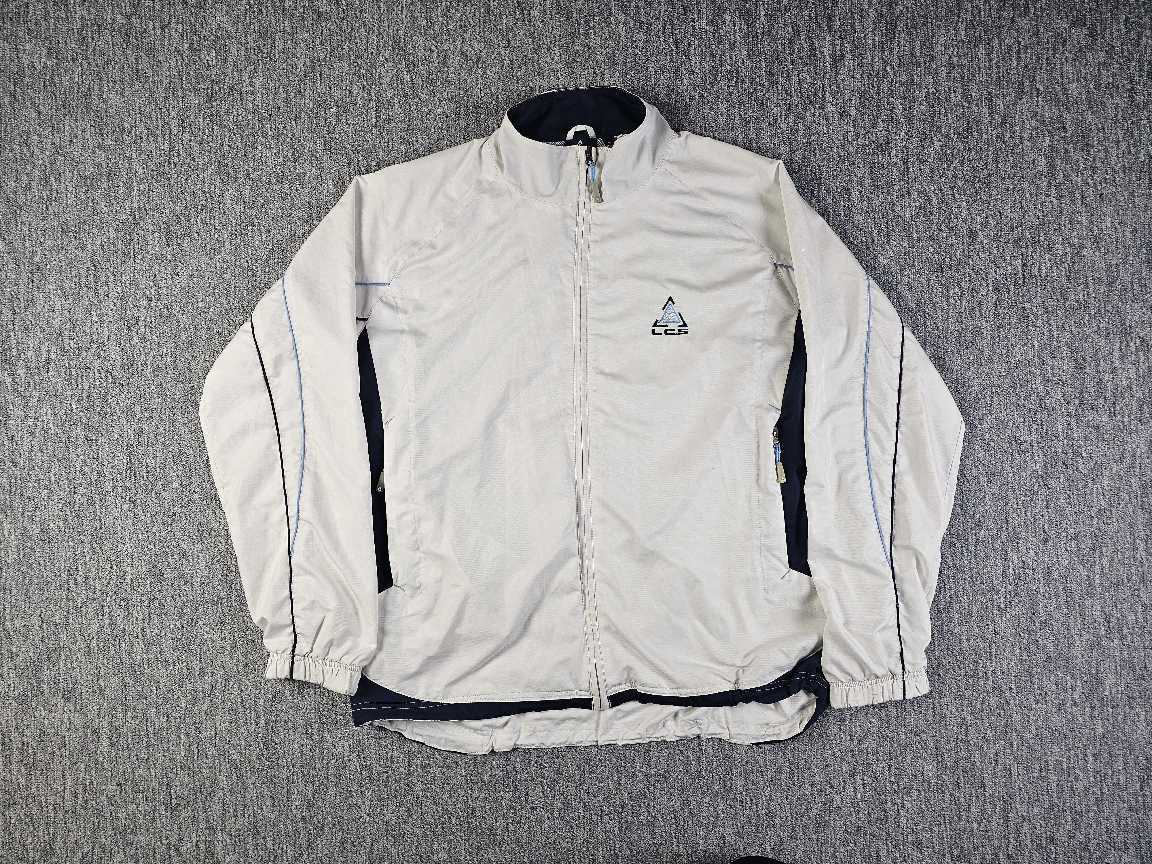 Le Coq Sportif Le Coq Sportif Vintage 90s White Mesh Lined Track Jacket LCS Size US L / EU 52-54 / 3 - 4 Thumbnail