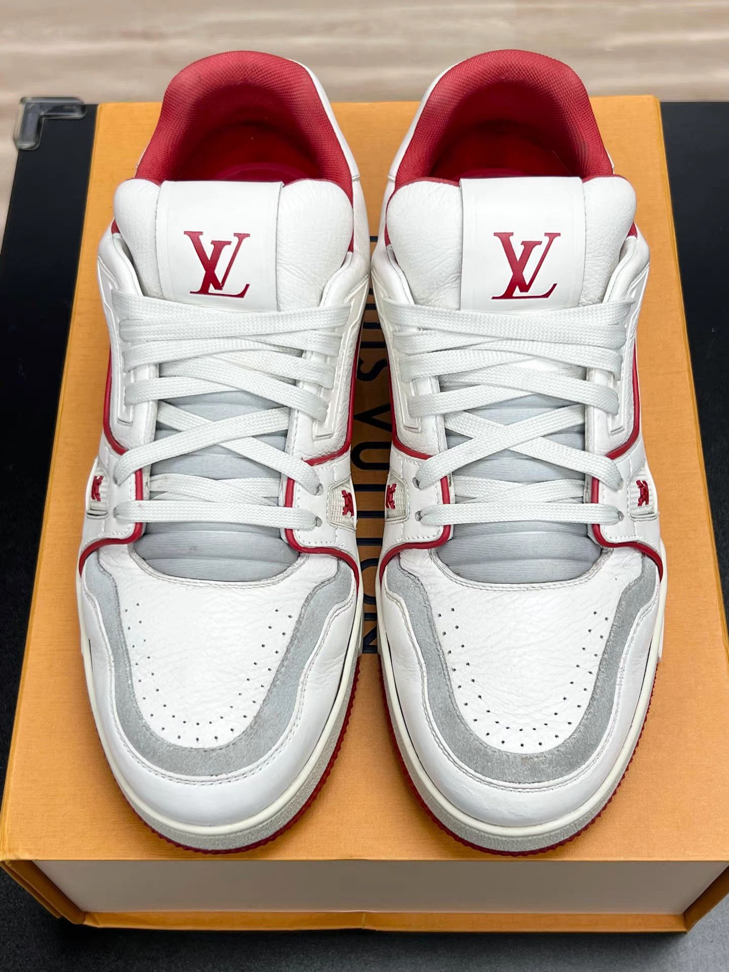 Louis Vuitton LV TRAINER White & Red Sneakers K15 Size US 8 / EU 41 - 3 Thumbnail