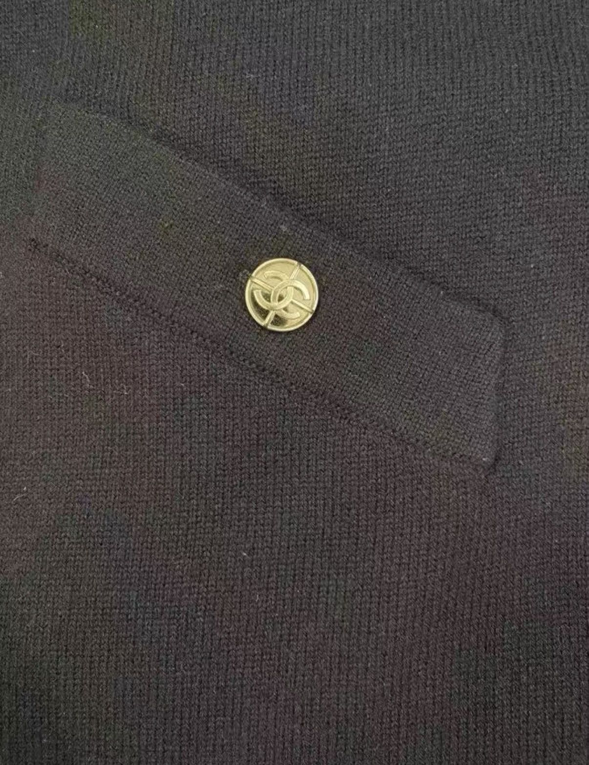 Chanel Chanel Classic Black Cashmere Knit Cardigan Sweater Coat J33 Size S / US 4 / IT 40 - 4 Thumbnail