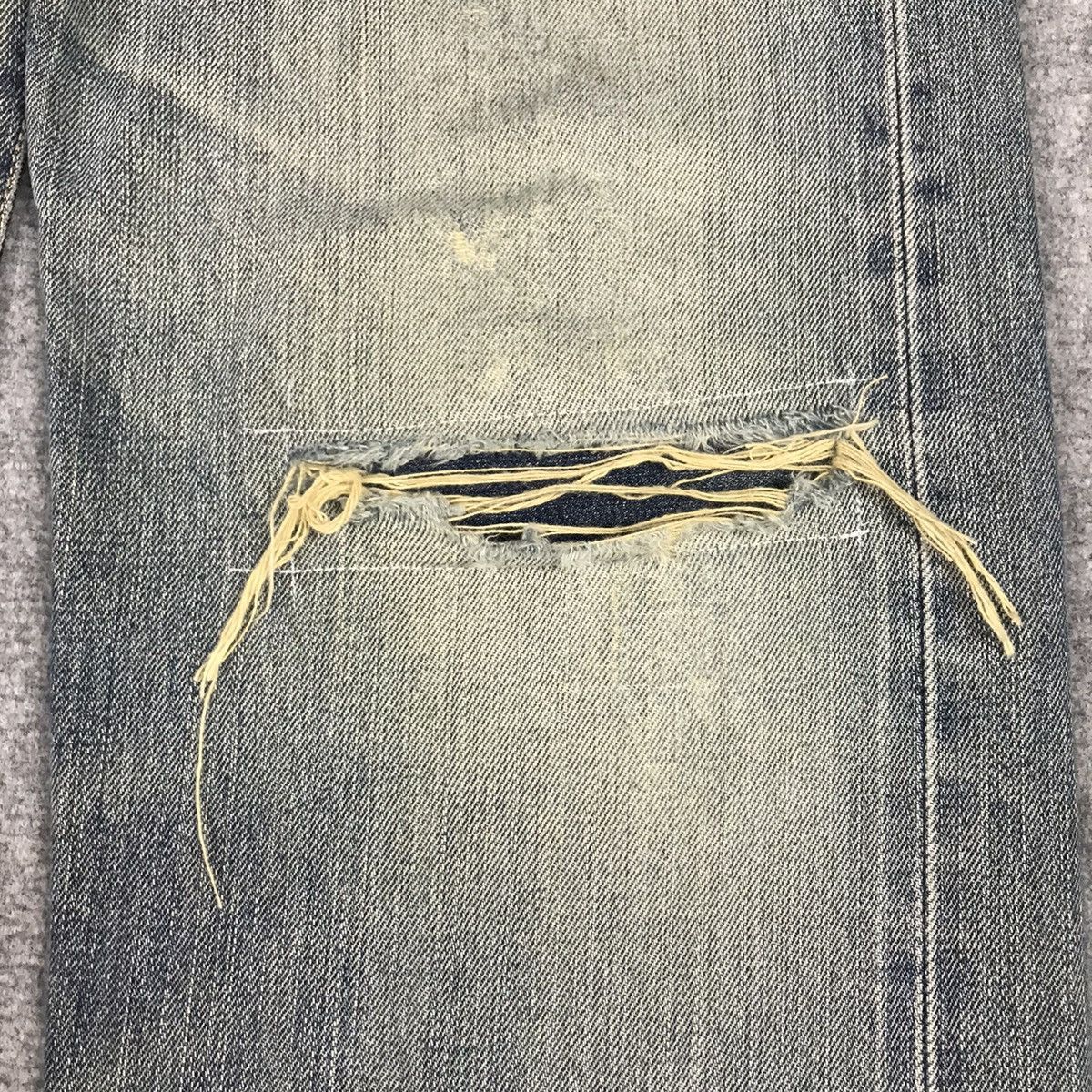 Japanese Brand BAGGY EDWIN SELVAGE DISTRESSED DENIM PANTS Size US 30 / EU 46 - 7 Thumbnail