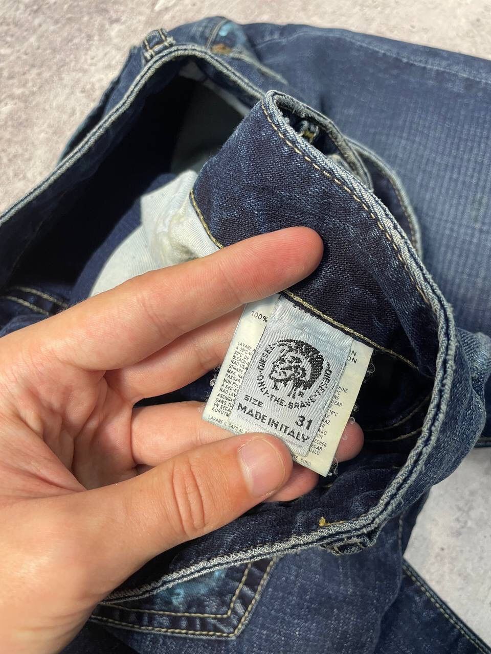 Diesel Vintage Crazy Diesel Painted Denim Jeans Y2K Size US 31 - 9 Thumbnail