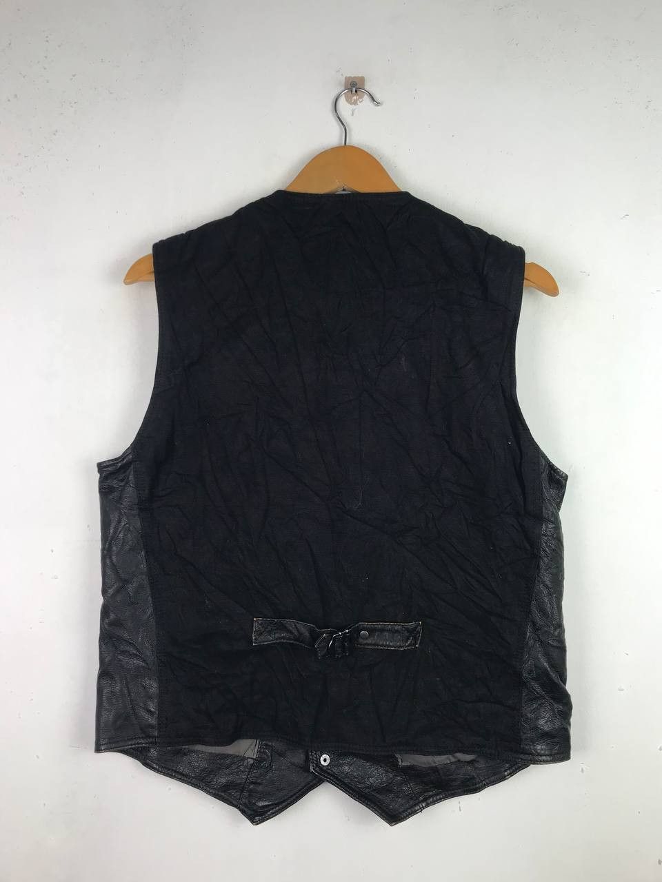 Japanese Brand × Vintage Vintage Rare Design Leather Vest Size US M / EU 48-50 / 2 - 2 Thumbnail