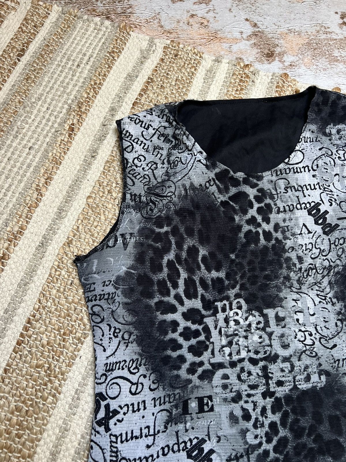 Vintage Vintage Avant Garde mesh tank top Size US M / EU 48-50 / 2 - 4 Thumbnail