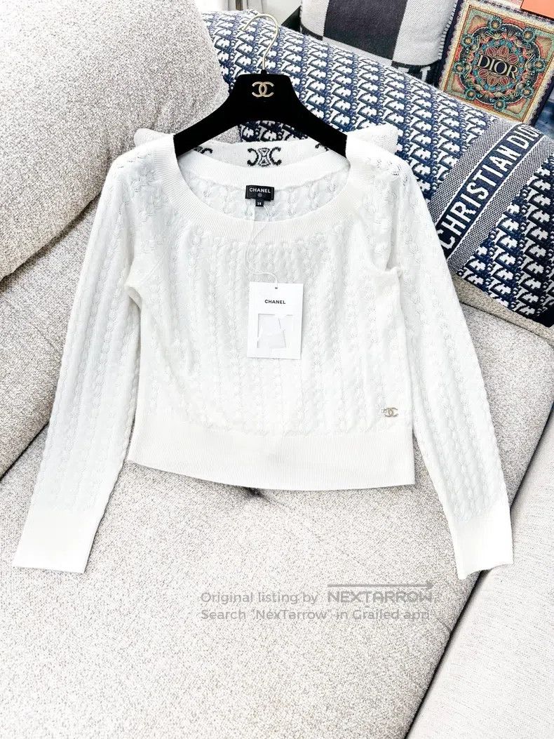 Chanel Chanel 24B Autumn and Winter Preview White Cashmere Knitte Size XS / US 0-2 / IT 36-38 - 1 Thumbnail