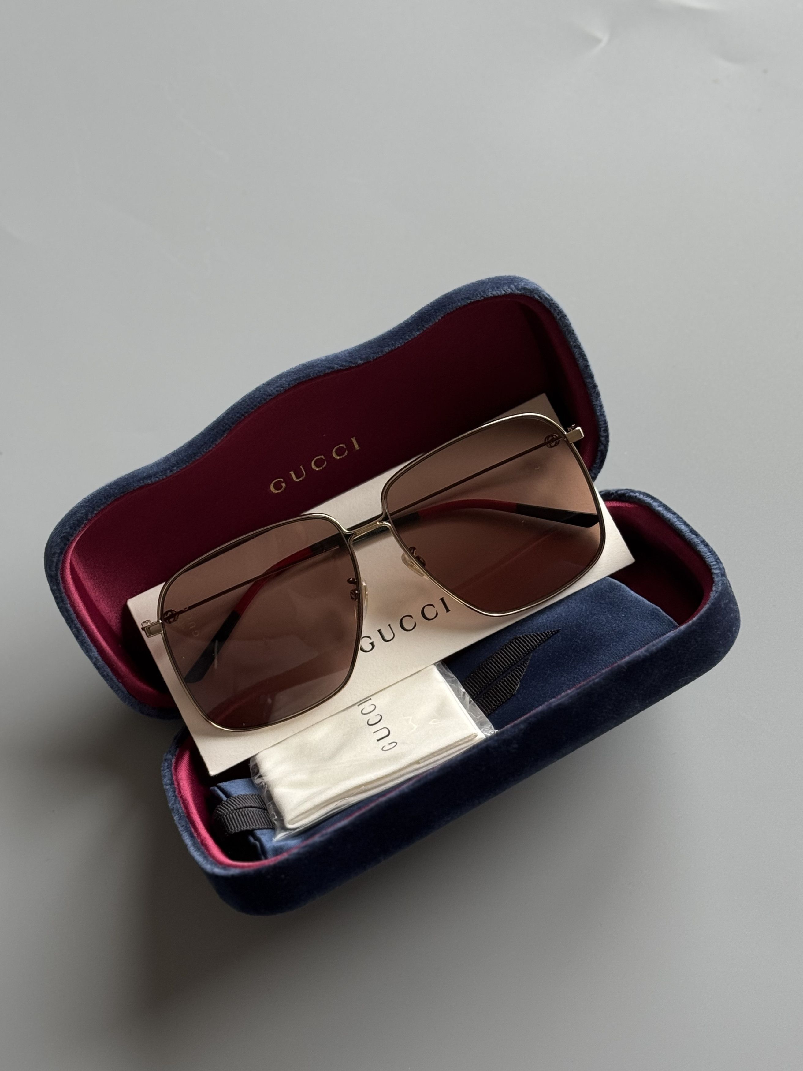 Gucci Gucci sunglasses Unisex Size ONE SIZE - 1 Thumbnail