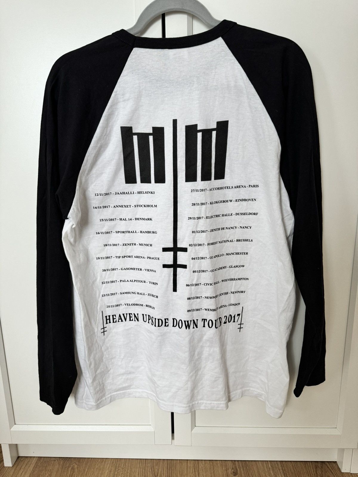 Band Tees × Marilyn Manson × Vintage Marilyn Manson vintage long sleeve world tour 2017shirt Size US M / EU 48-50 / 2 - 4 Thumbnail