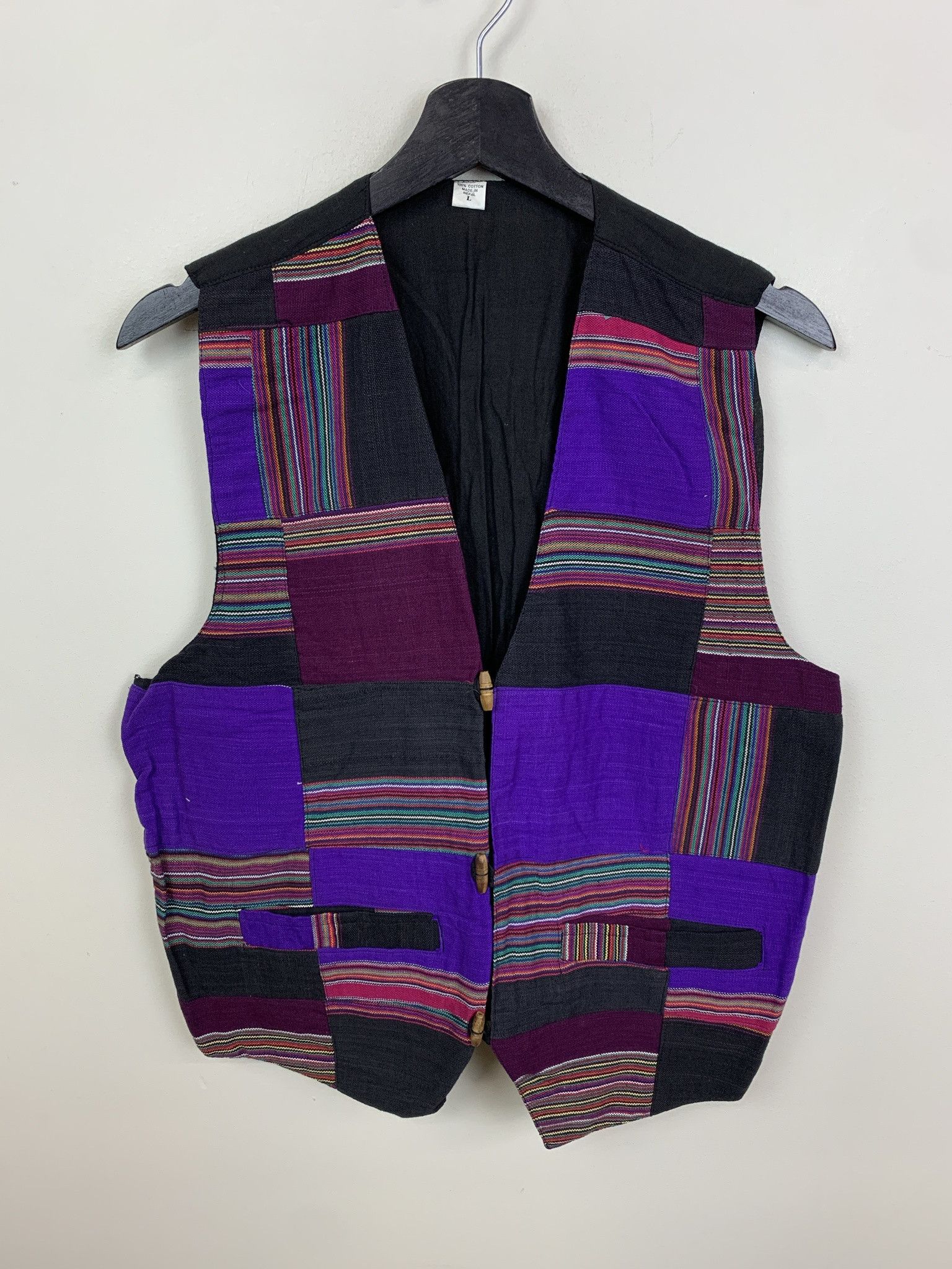 Vintage Vintage 1980s Nepalese Purple Hand Made Patchwork Linen Vest Size L Size US L / EU 52-54 / 3 - 1 Thumbnail