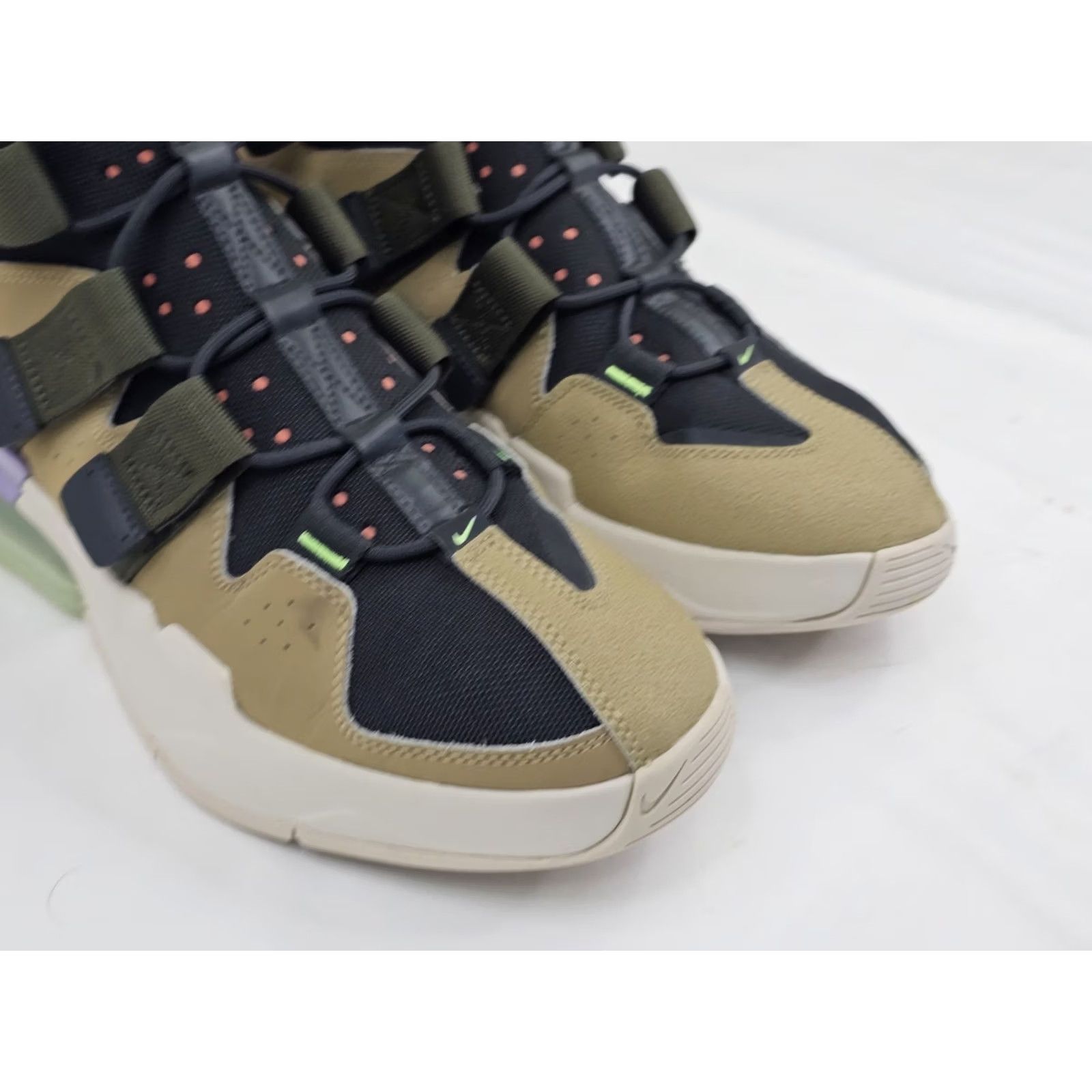 Nike Nike Air Edge 270 Athletic Trainer Shoe Men 12.5 Olive Green Black Mid Top EUC Size US L / EU 52-54 / 3 - 5 Thumbnail