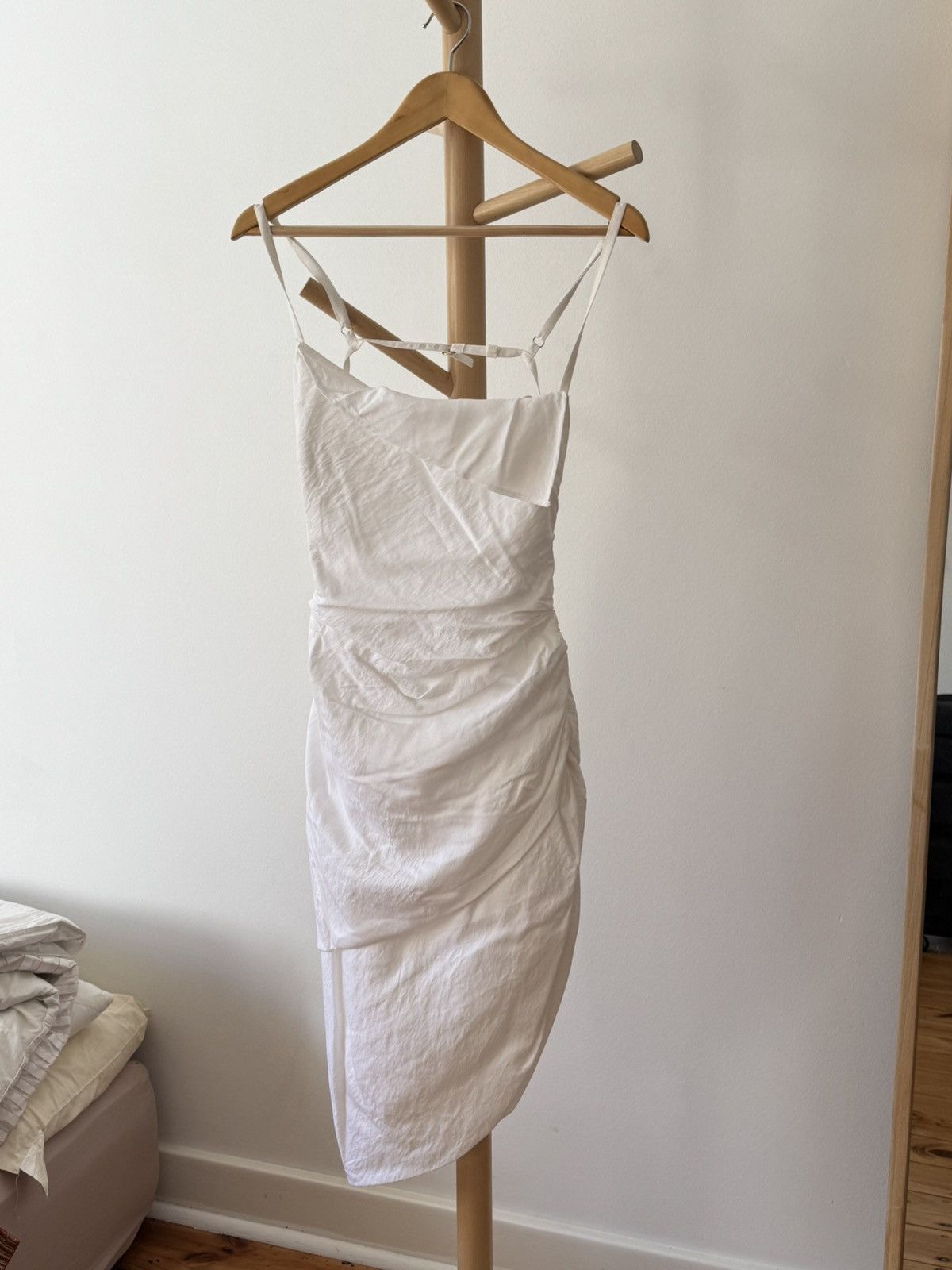 Jacquemus Jacquemus Saudade Asymmetric Draped Mini Dress Size S / US 4 / IT 40 - 4 Thumbnail