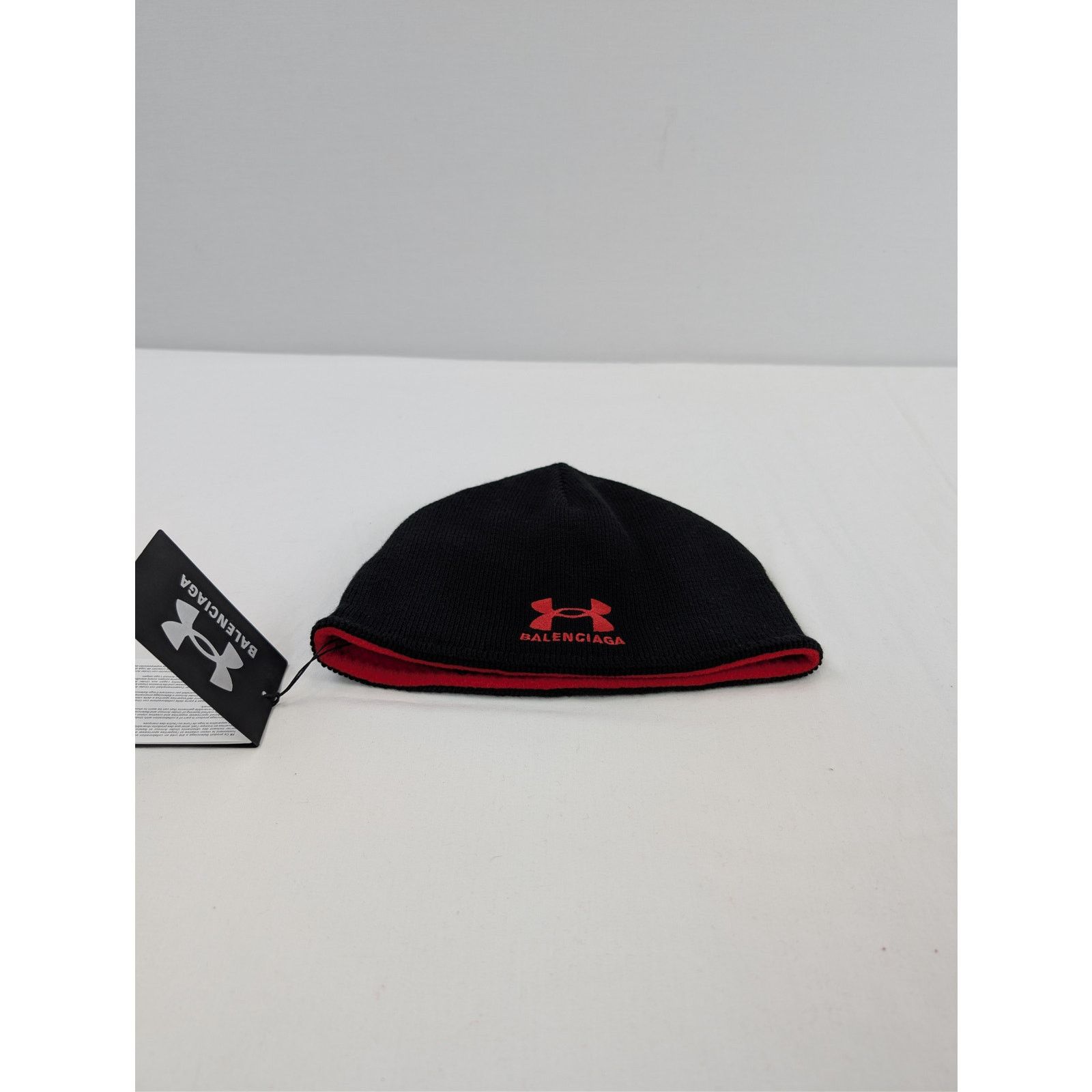 Balenciaga × Under Armour o1rshd1 Q:2 / Size:1 / Reversible Beanie Cap / Hat Red/Black Size ONE SIZE - 3 Thumbnail
