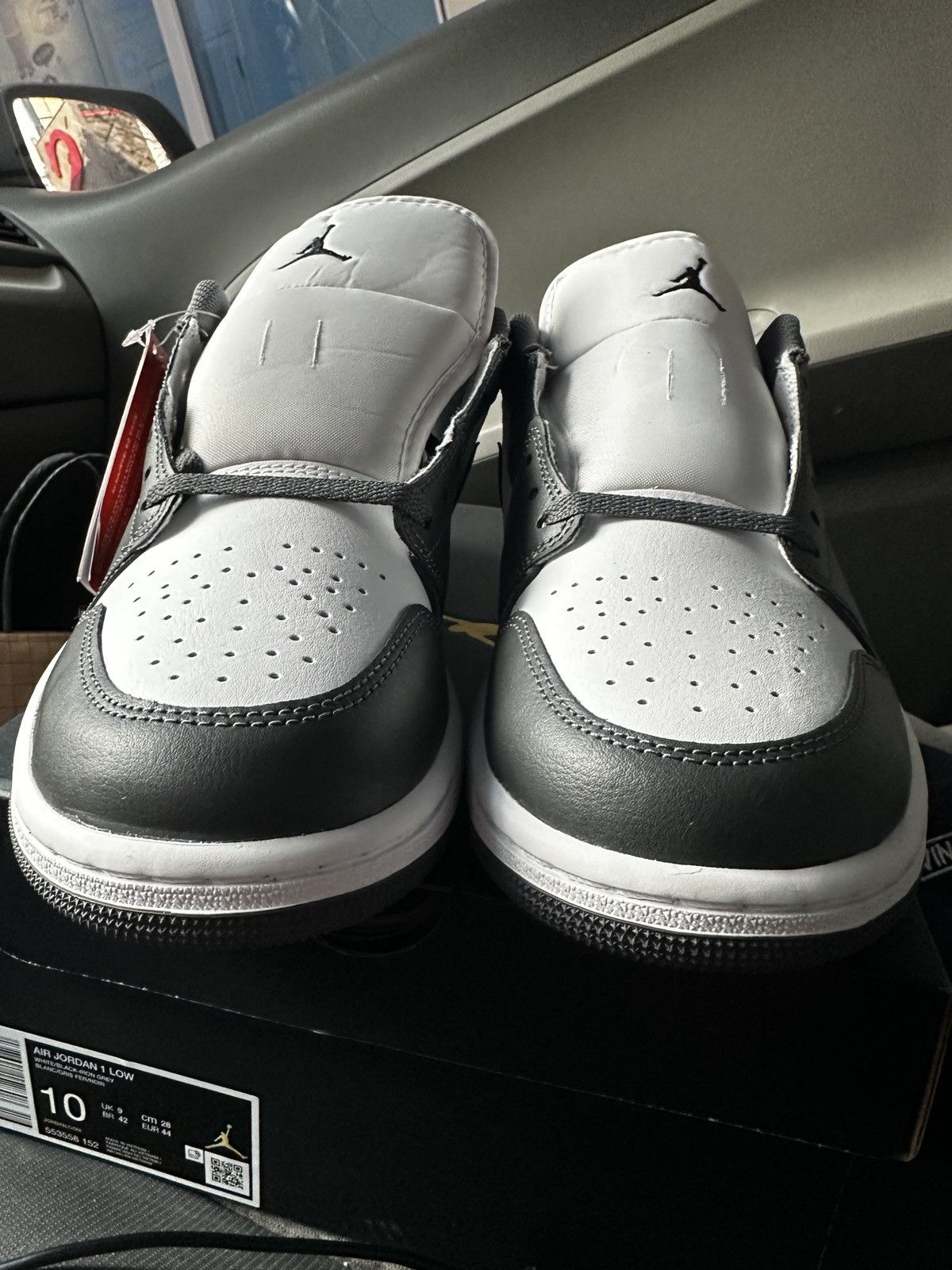 Jordan Brand × Nike *New* Size 10 Men Air Jordan 1 Low White Black Iron Gray Size US 10 / EU 43 - 8 Thumbnail