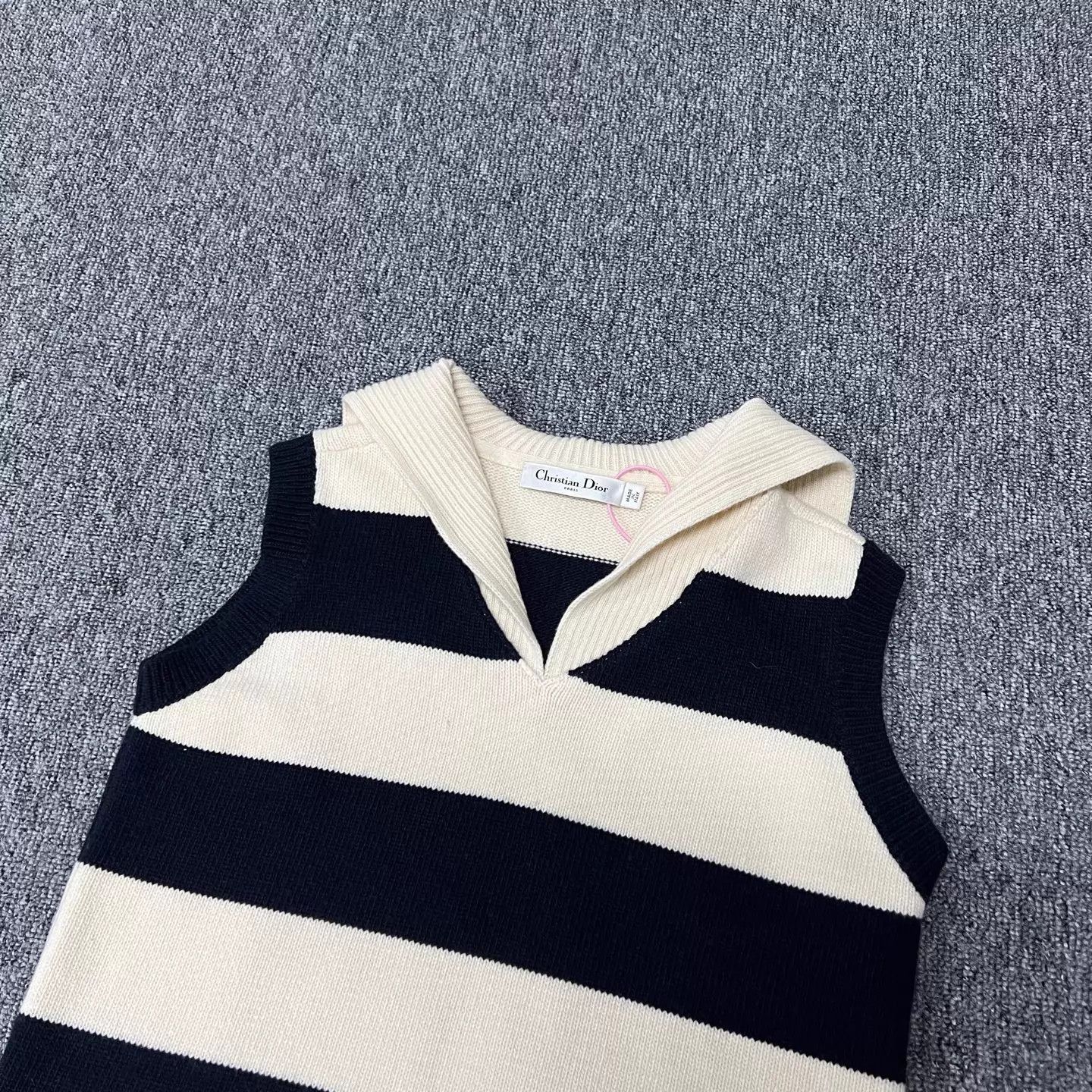 Dior Dior Sailor-Neck Logo Sleeveless B&W Stripe Cashmere Top Size XS / US 0-2 / IT 36-38 - 3 Thumbnail