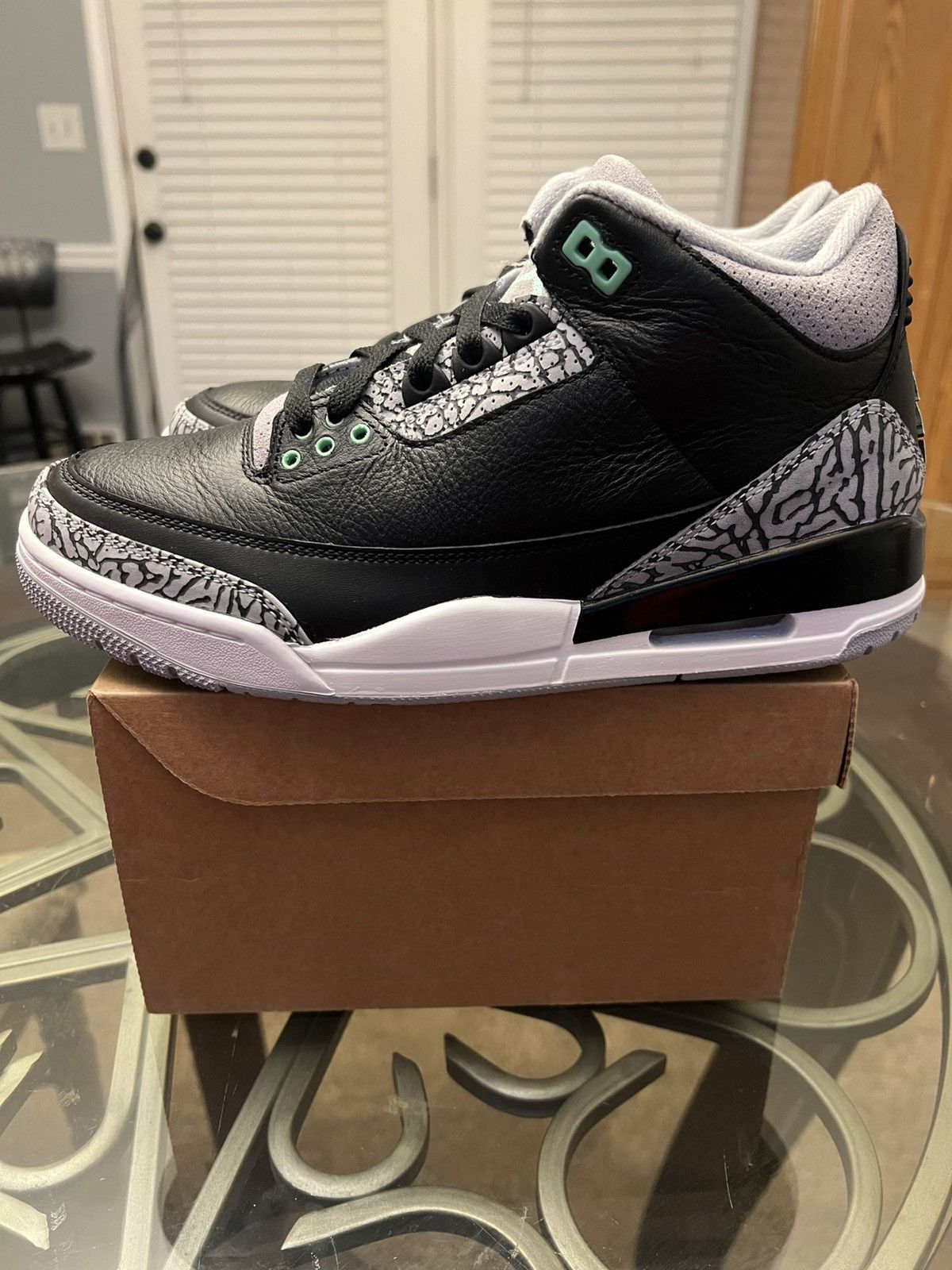 Jordan Brand Jordan 3 Retro “Green Glow” 2024 Size US 8.5 / EU 41-42 - 2 Thumbnail