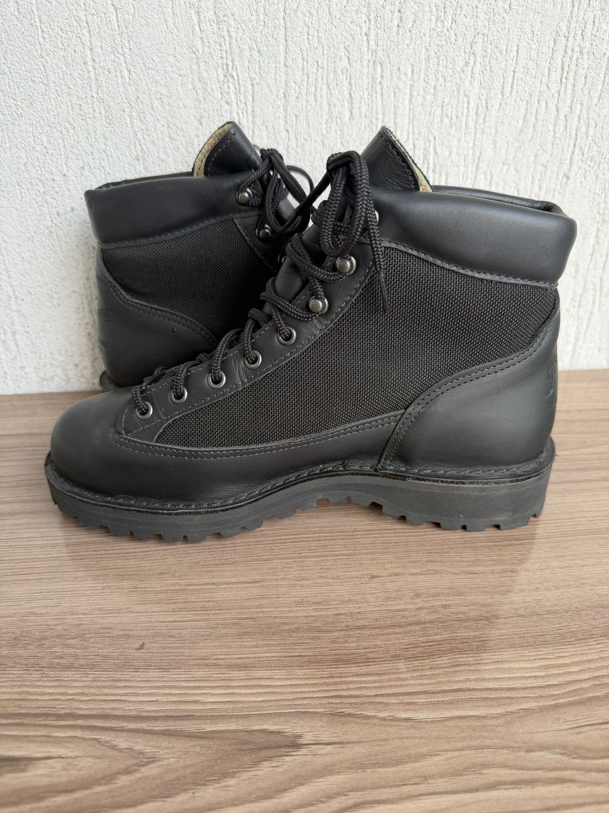 Danner Light black gore-tex hiking boots Size US 8 / EU 41 - 12 Thumbnail