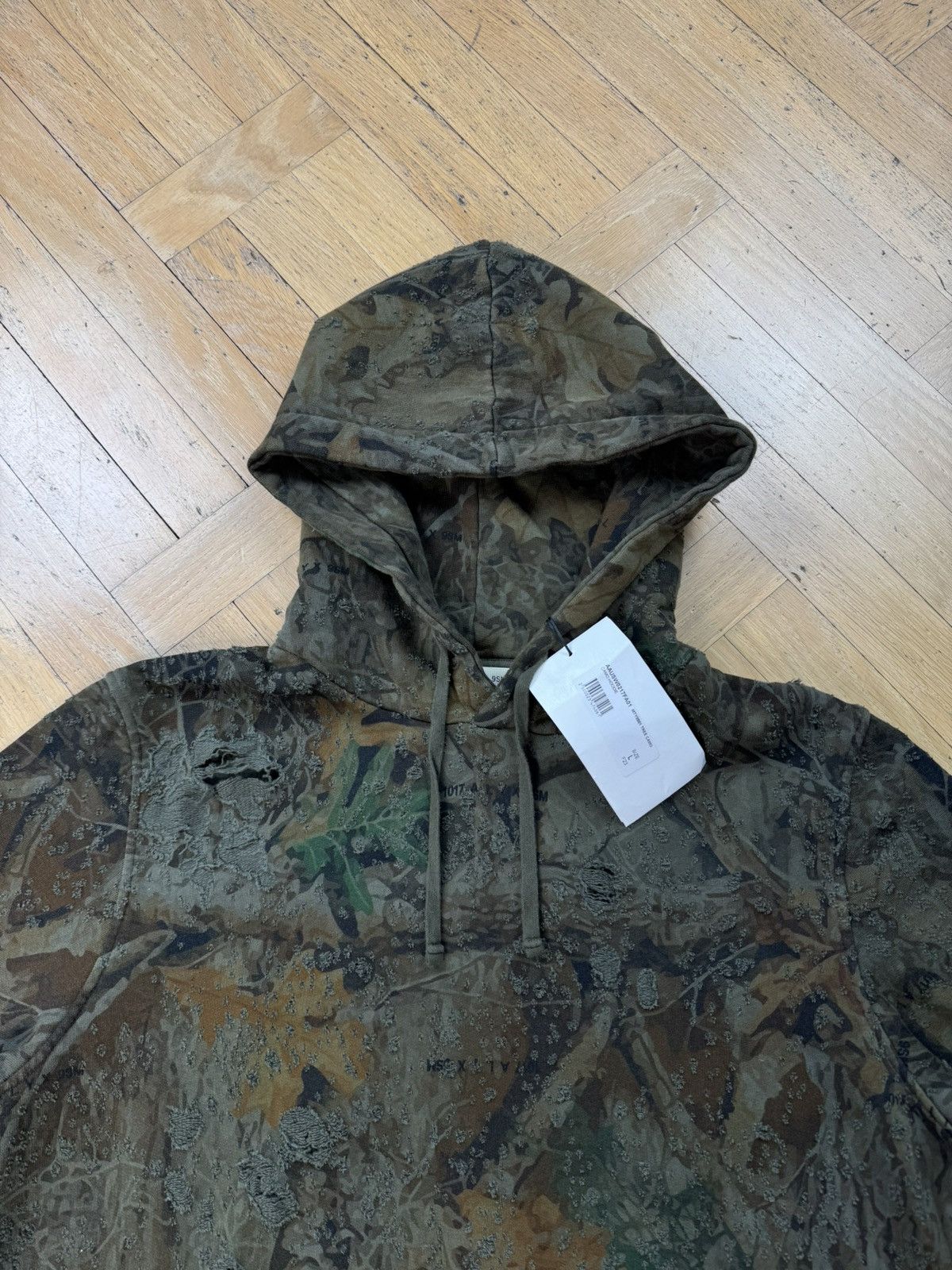 1017 ALYX 9SM 1017 ALYX 9SM REAL TREE CAMO DISTRESSED HOODIE FW23 Size US L / EU 52-54 / 3 - 5 Thumbnail