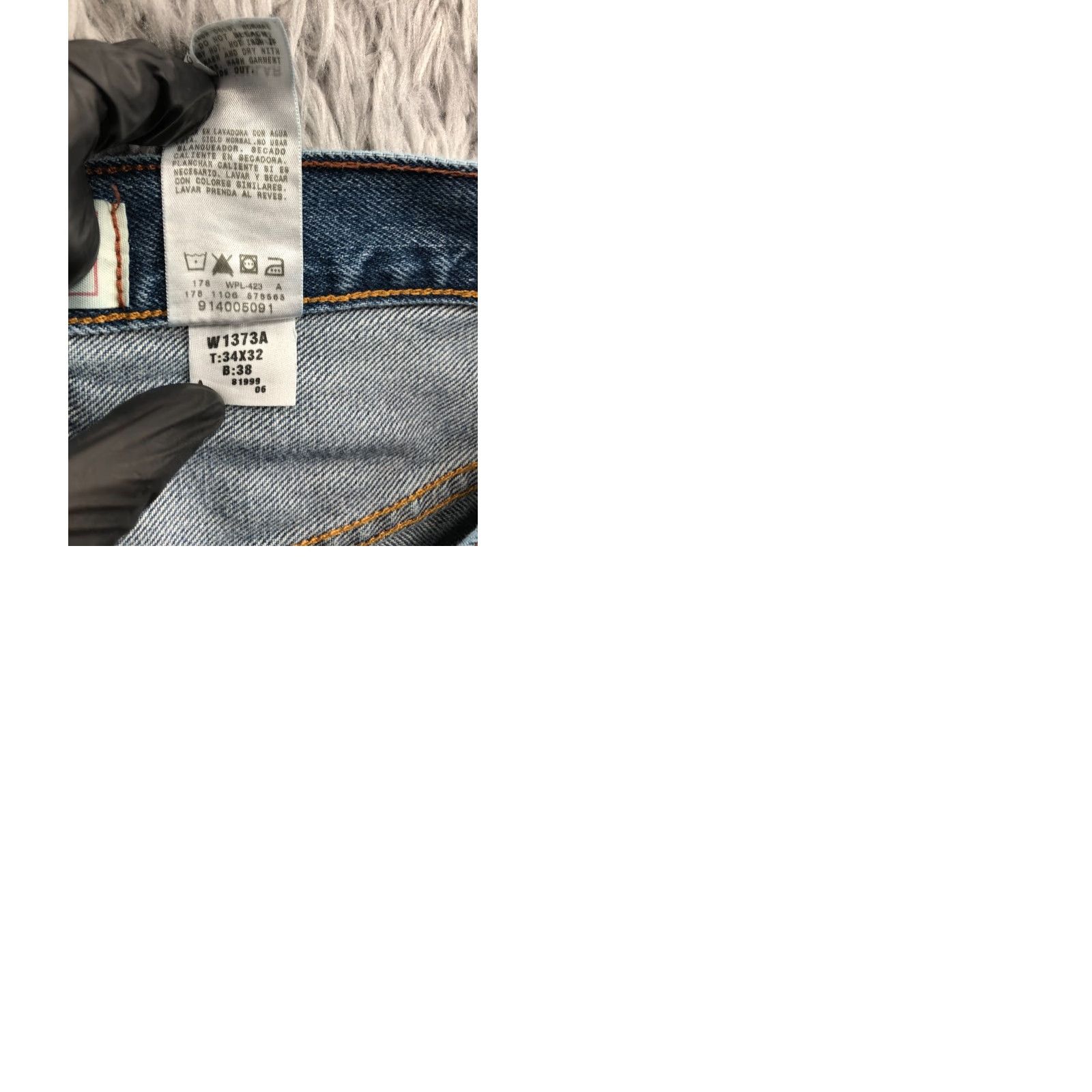 Levi's Levi's Regular Straight Jeans 34x32 Mens Blue Medium Wash 5-Pocket Denim Cotton Blend Mid Rise 34 in Inseam Vintage No Size US 34 / EU 50 - 9 Thumbnail