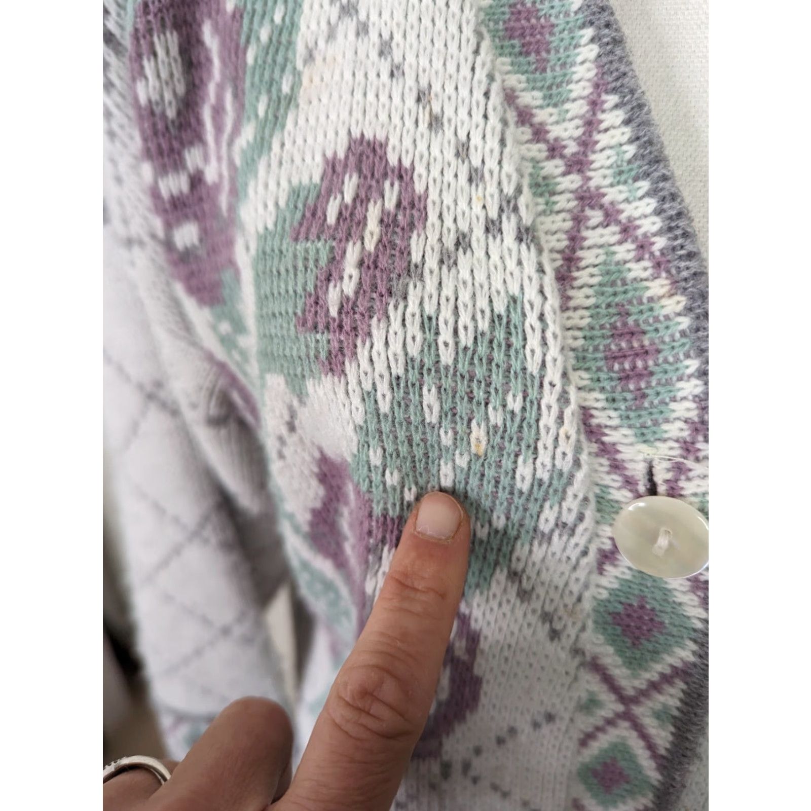Vintage VINTAGE 90s Cottagecore Cardigan Sweater Floral Womens Medium S11 V Neck Cardigan Size M / US 6-8 / IT 42-44 - 4 Thumbnail