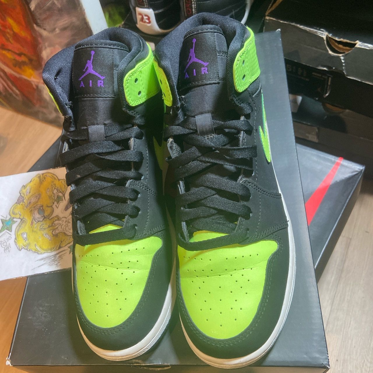 Jordan Brand Jordan 1 Mid Size US 6.5 / EU 39-40 - 4 Thumbnail