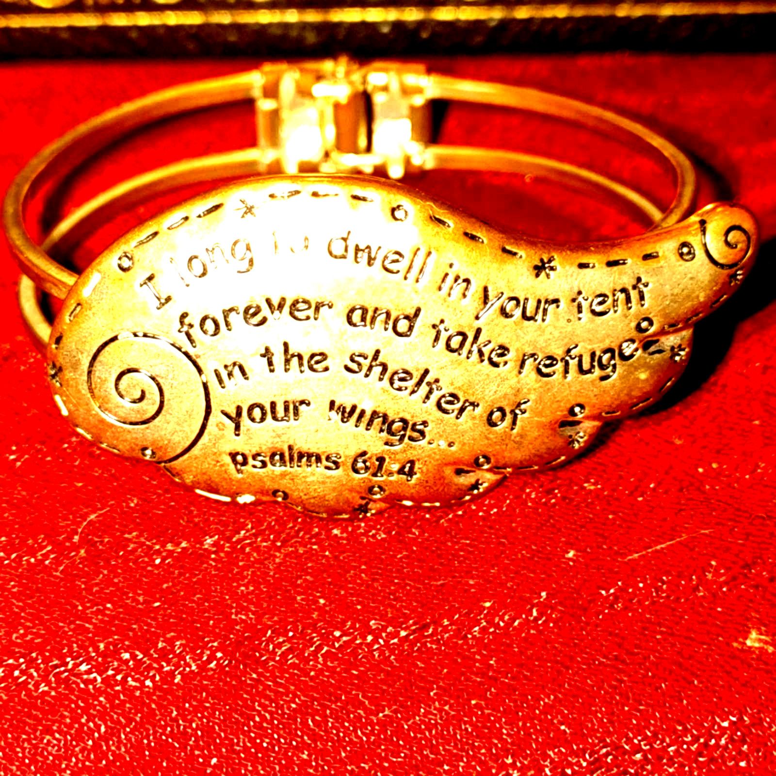 Vintage Gorgeous religious vtg gold Leaf clamp bracelet Psalms 61:4 Size ONE SIZE - 2 Thumbnail