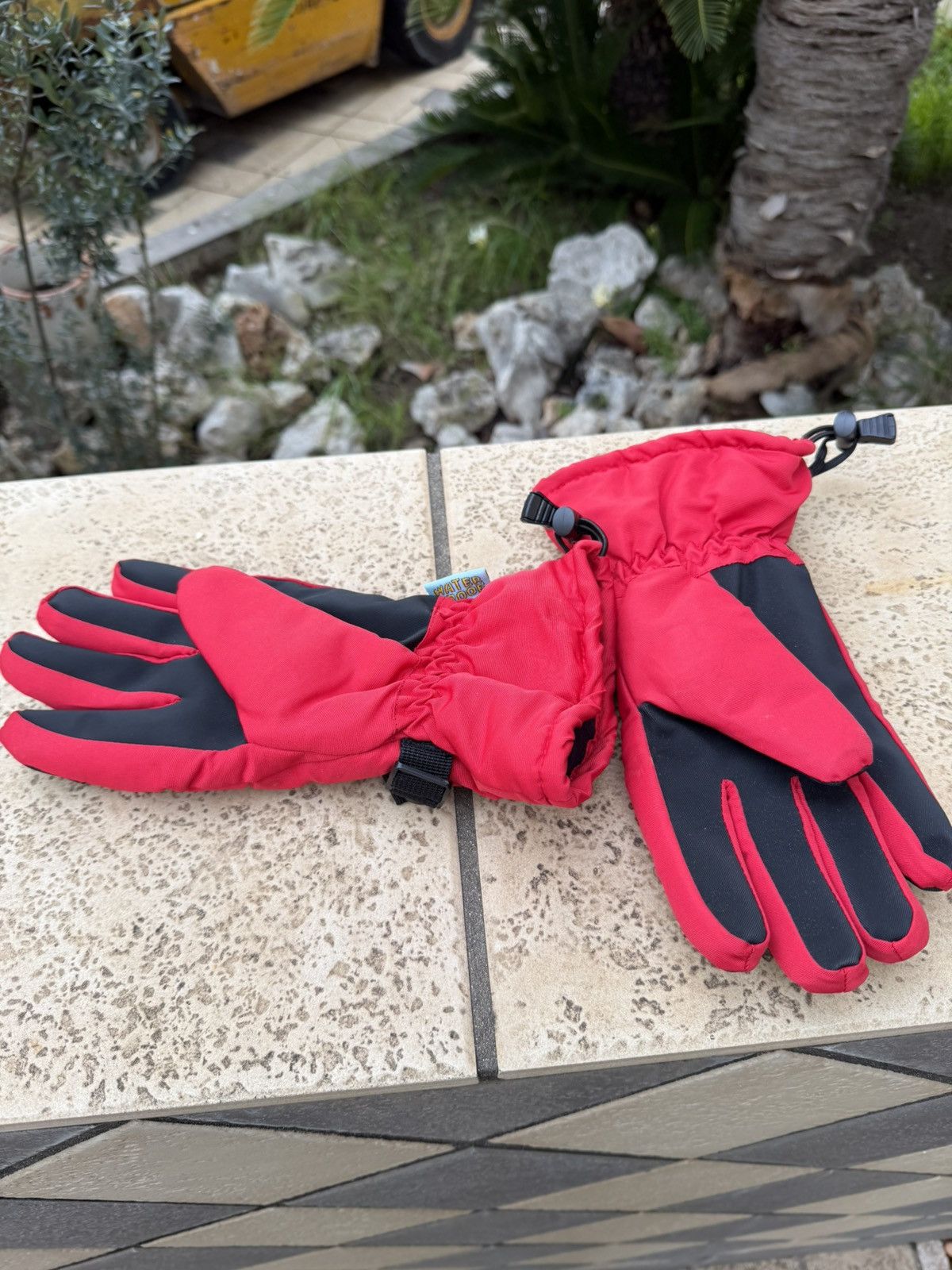 Canada Goose Canada Goose Gloves Red Size ONE SIZE - 6 Thumbnail