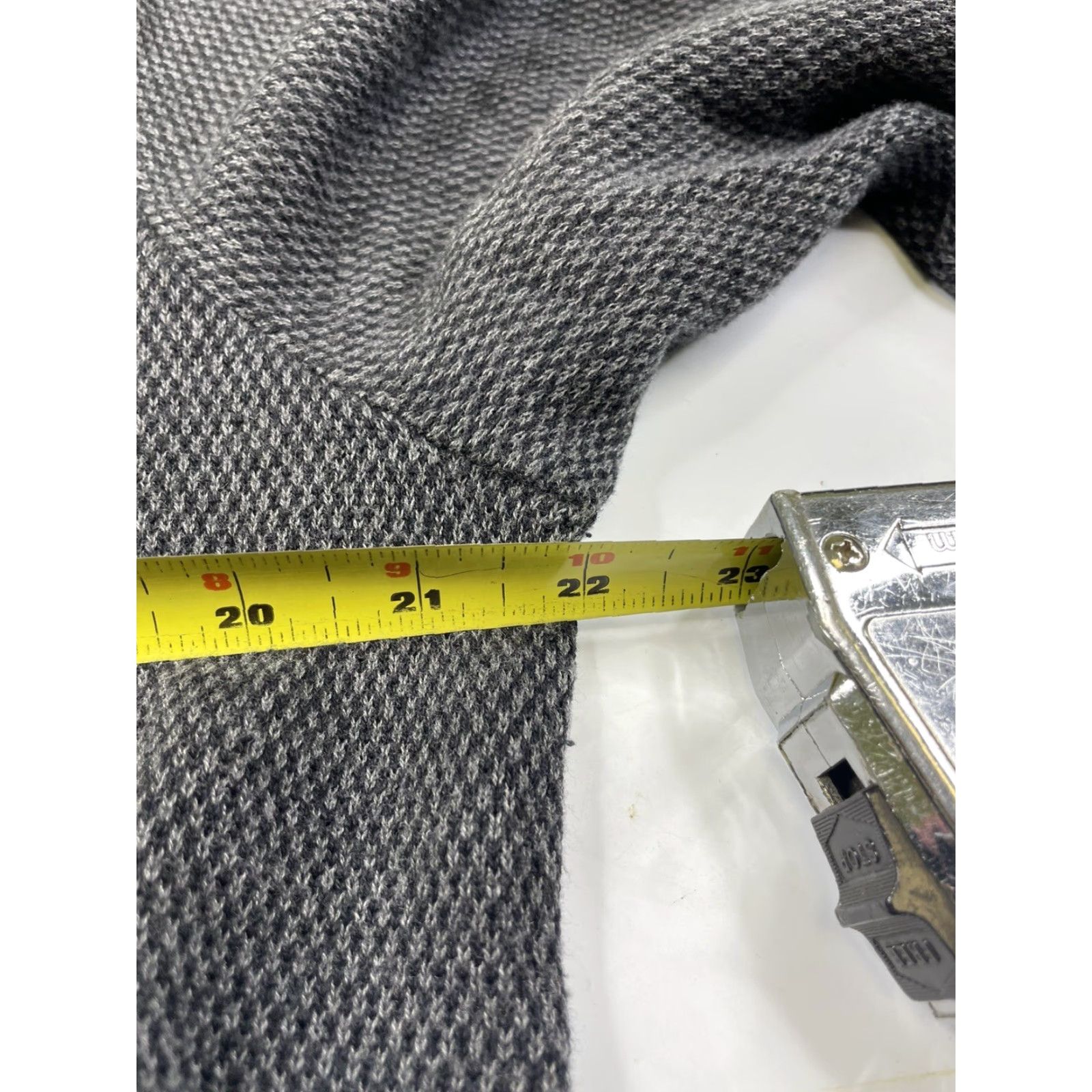 Vineyard Vines Vineyard Vines Sweater Mens 1/4 Zip Pullover Knit Mock Neck Gray L Tight-Knit Cotton Wool Polyester Regular Knit Shirt Size US L / EU 52-54 / 3 - 8 Thumbnail
