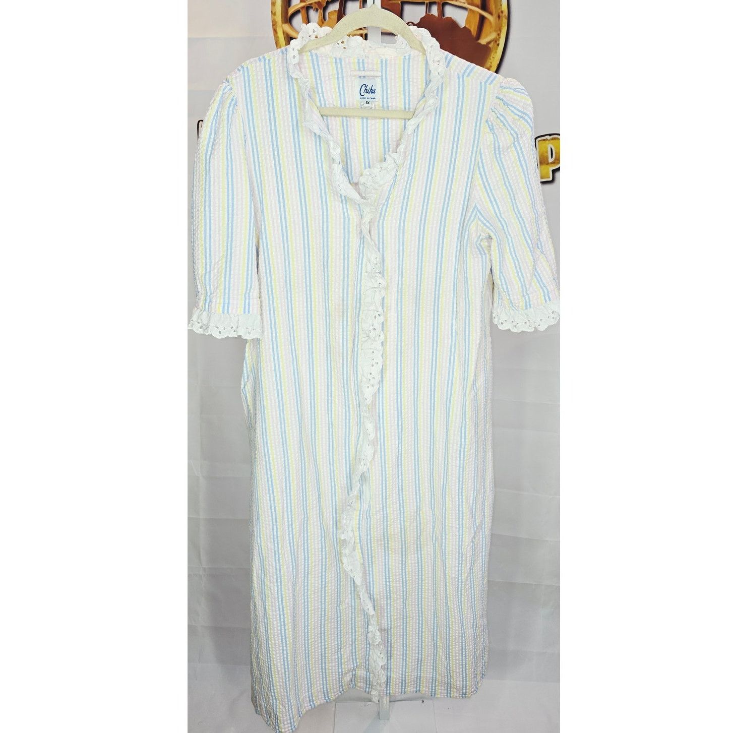 Vintage Chiha Vintage Cotton Striped Robe with Eyelet Trim - Size 1X Size XXL / US 16-18 / IT 52-54 - 1 Thumbnail